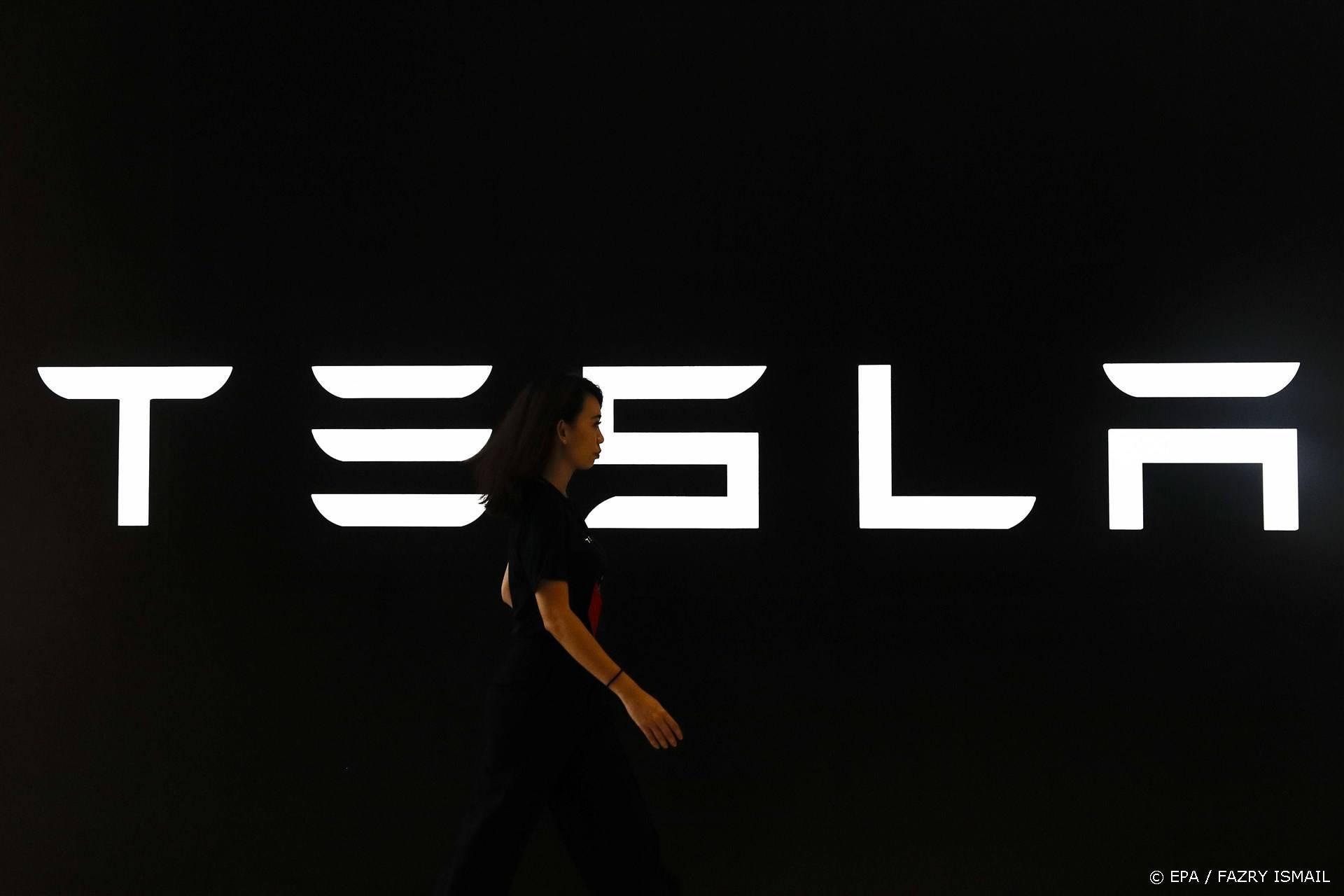 Tesla En Netflix Verder Omlaag Op Wall Street Na Koersval