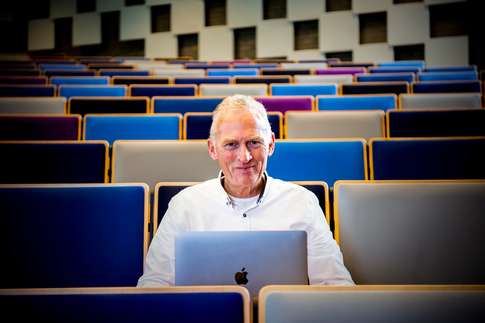 Hoogleraar e-commerce Cor Molenaar. Hoogleraar e-commerce Cor Molenaar. Foto: Frank de Roo/AD.