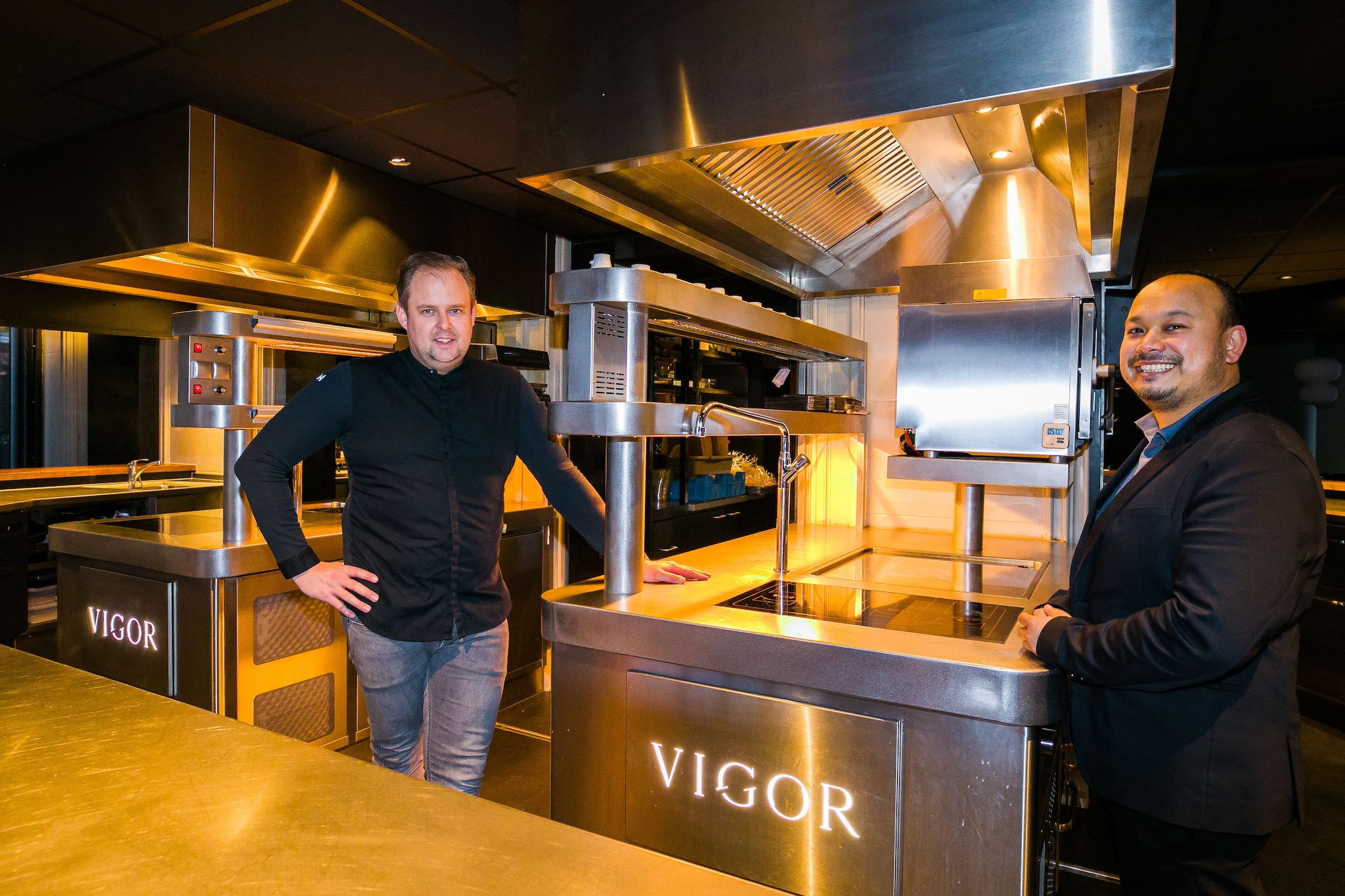 Lars Albers en Randy Bouwer, de eigenaren van restaurant Vigor in Vught. Roel van der Aa