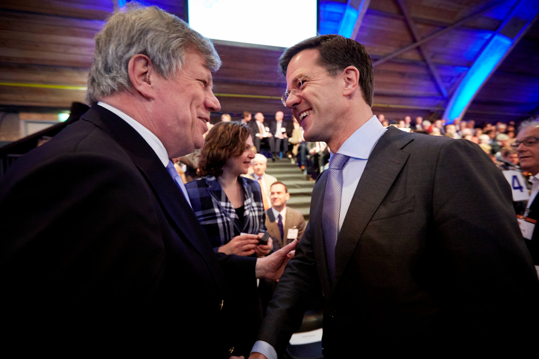 Ivo Opstelten en Mark Rutte, hier op archiefbeeld. Foto: ANP Ivo Opstelten en Mark Rutte, hier op archiefbeeld. Foto: ANP