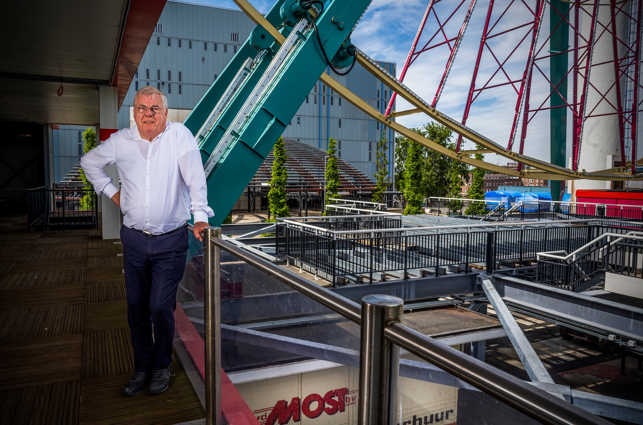 Hennie van der Most in zijn pretpark In Rotterdam dat maar niet van de grond wil komen. Frank de Roo