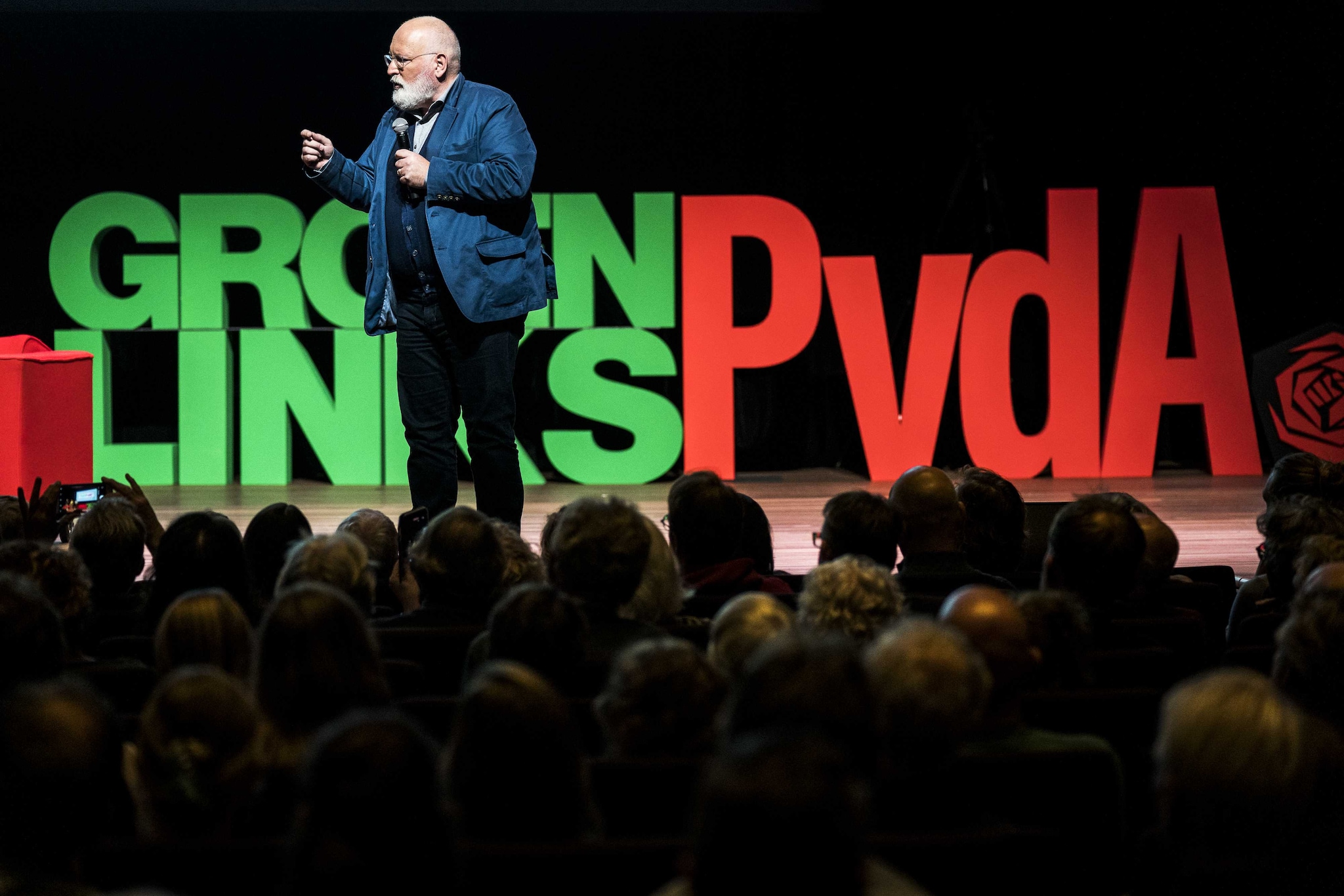 GroenLinks/PvdA-lijsttrekker Frans Timmermans tijdens een campagne-evenement in de Oosterpoort, Groningen. ANP