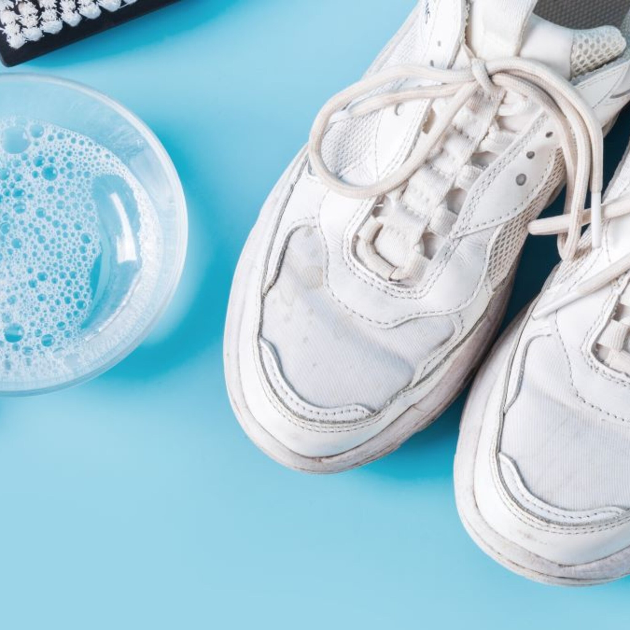 rotterdamse startup wear lanceert sneaker cleaning chatbot