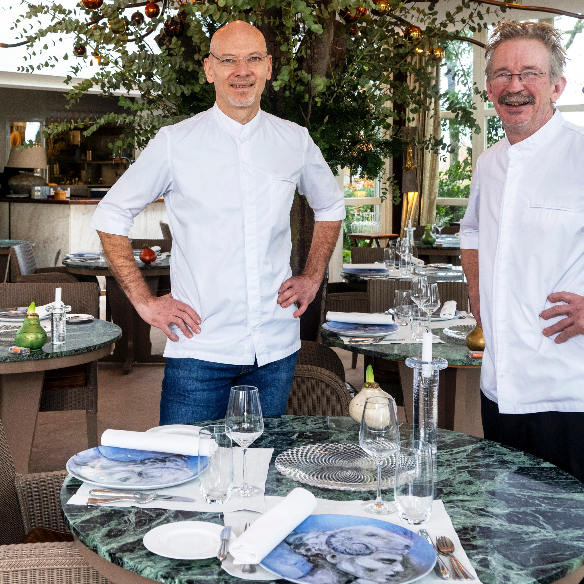 het misschien wel mooist gelegen restaurant van nederland staat te koop het is zo intensief