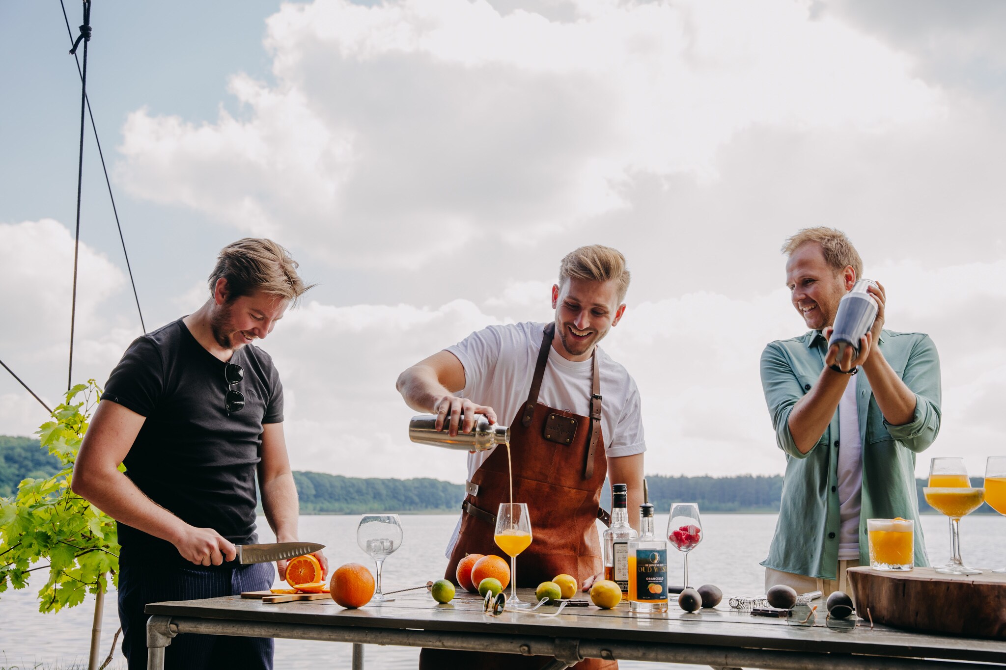De likeuren van Rick Taks, Bart van den Heijkant en Joeri van Dongen doen het ook goed in cocktails. Evy van Nispen