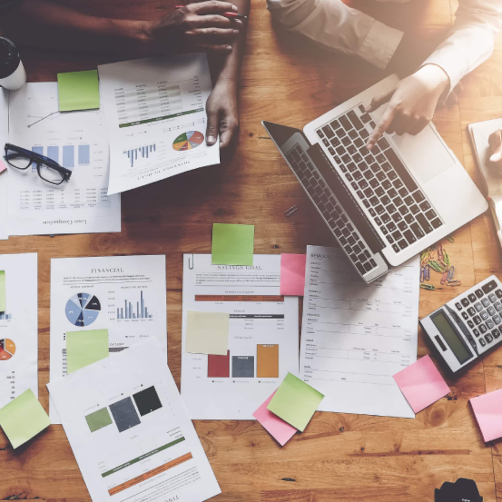 markteffect research group en the relevance group bundelen krachten