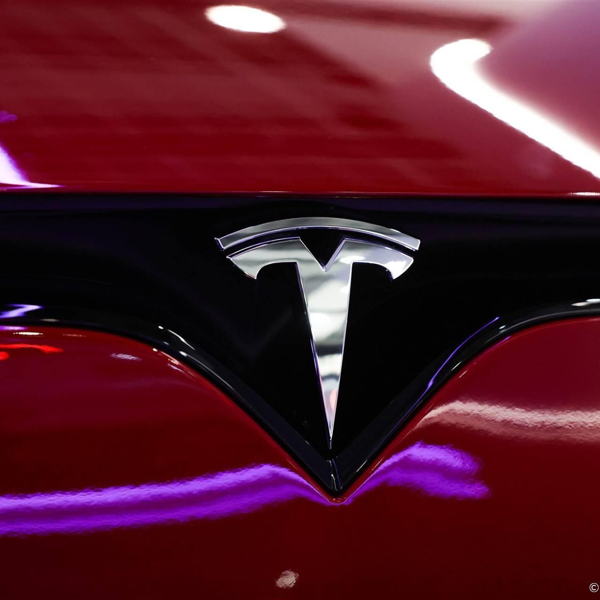 tesla miljoenste auto geleverd in europa