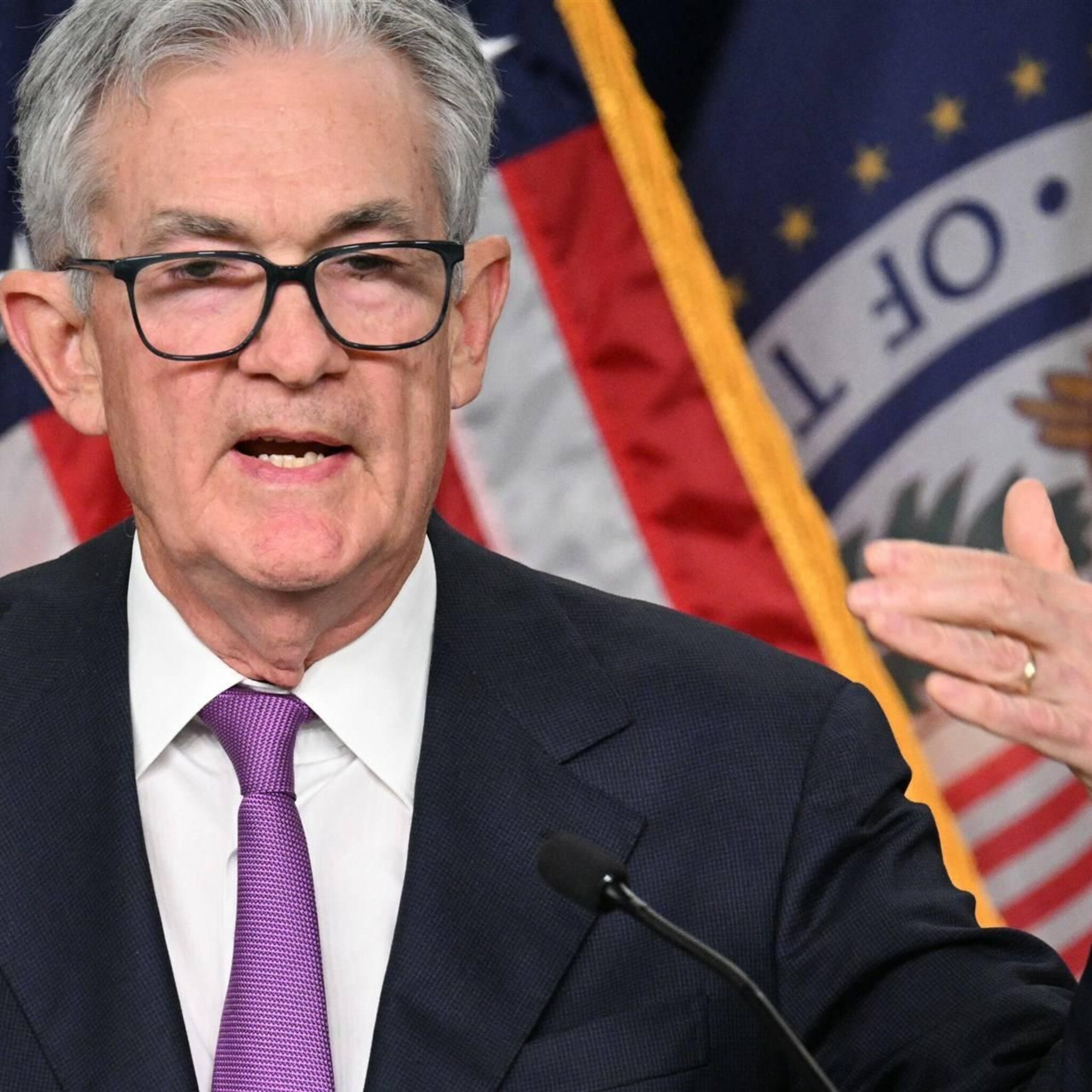 fed voorzitter powell meer risico s door spanningen in de wereld