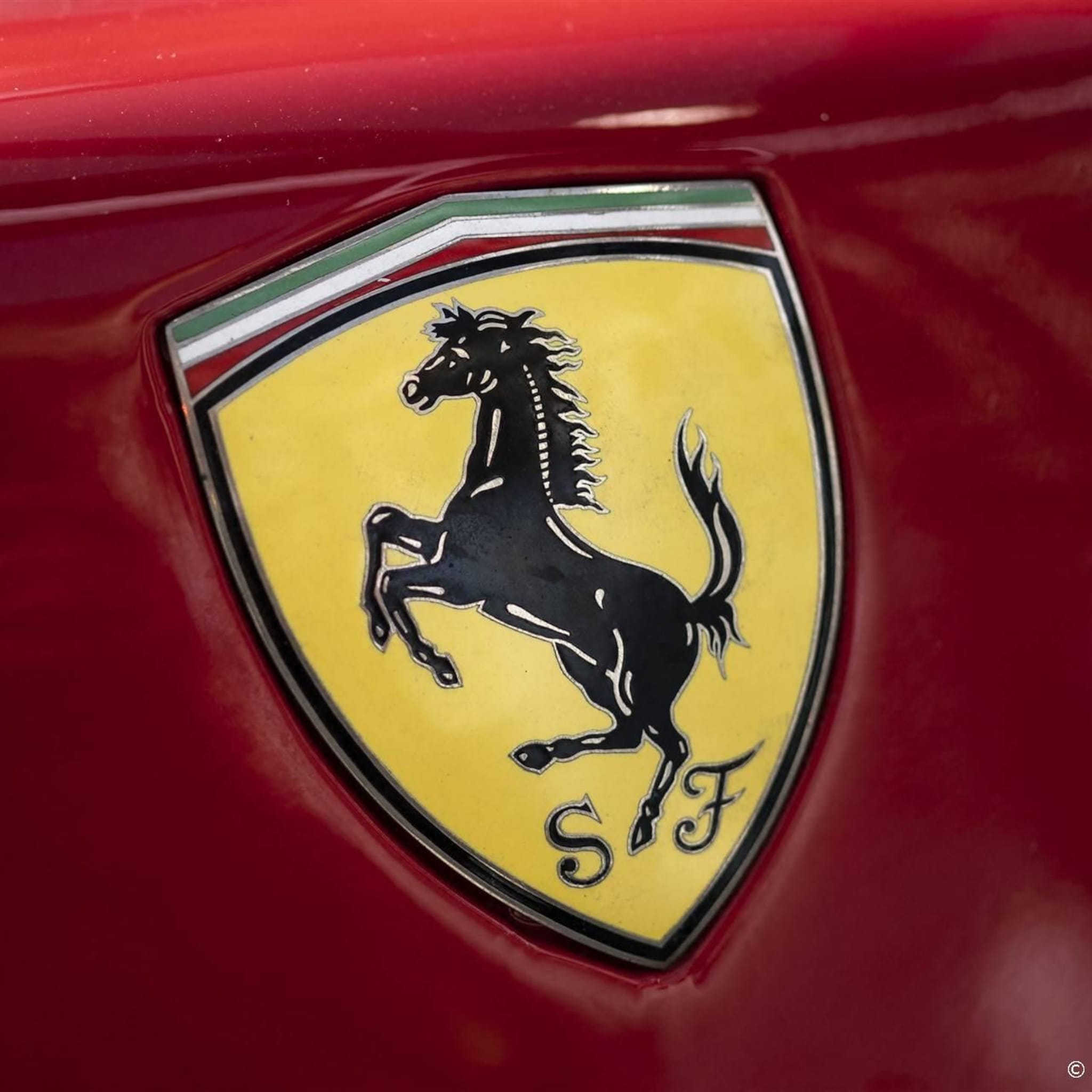 klanten kunnen ferrari nu ook afrekenen met crypto s