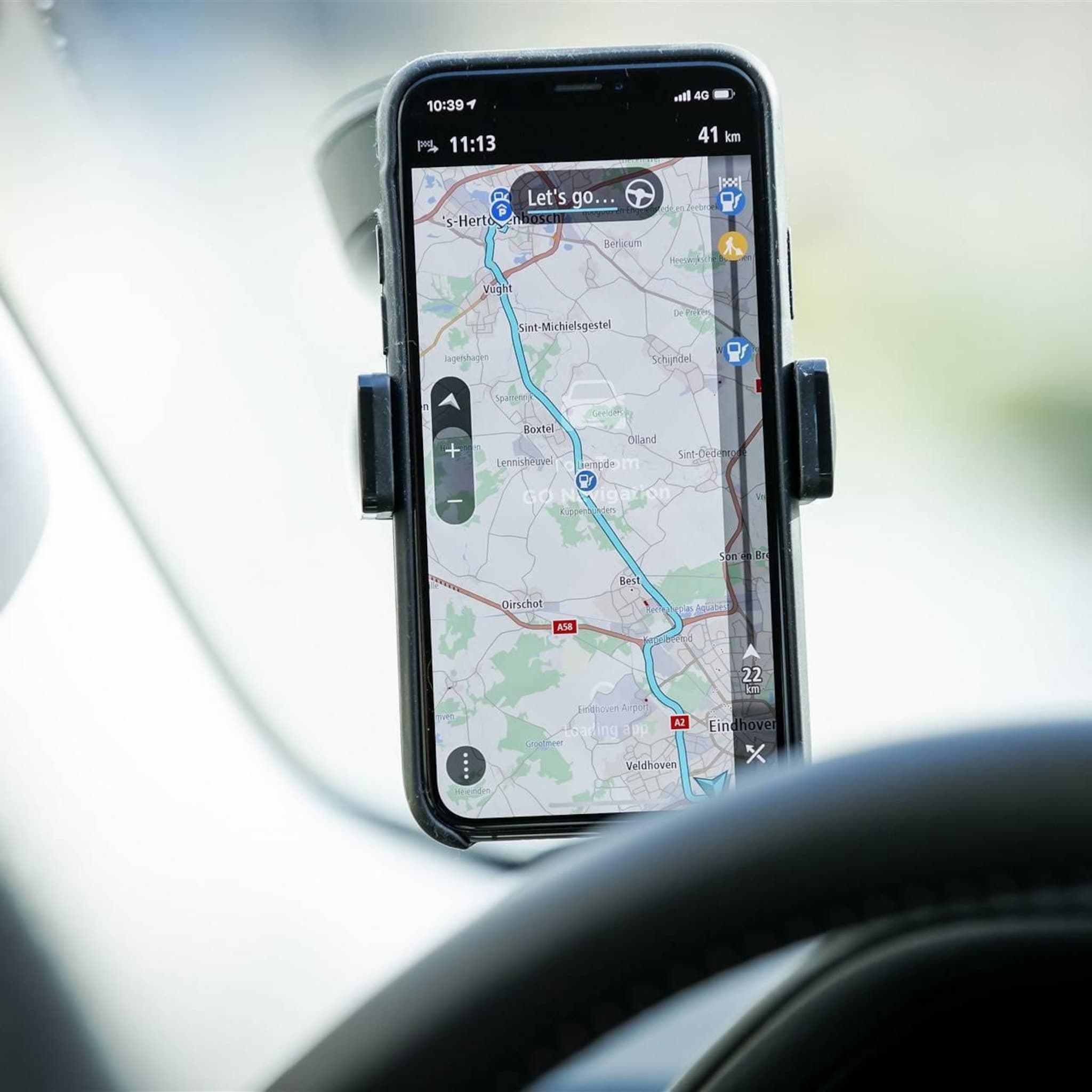 tomtom zakt op lager damrak na resultaten