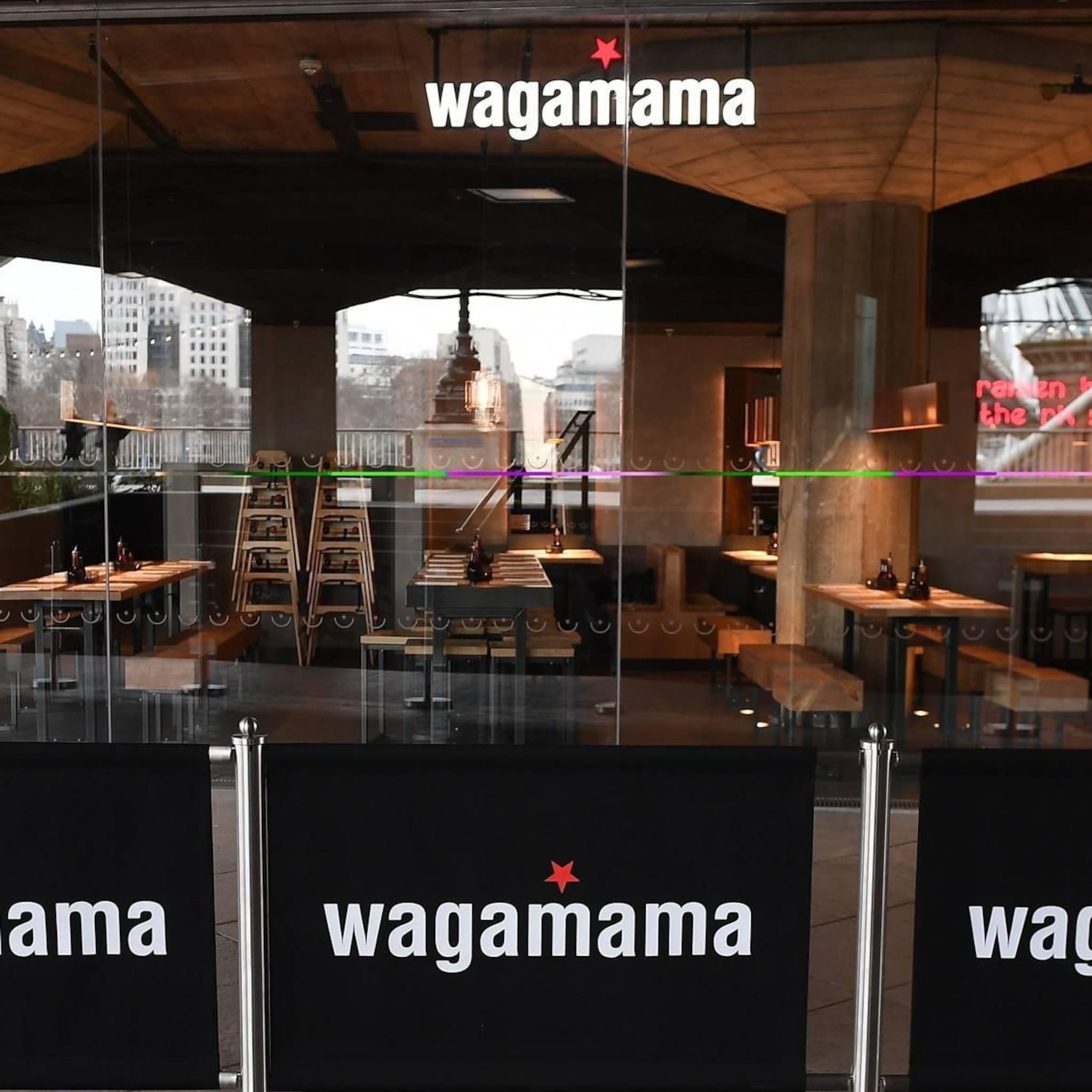 restaurant keten wagamama voor 587 miljoen euro verkocht