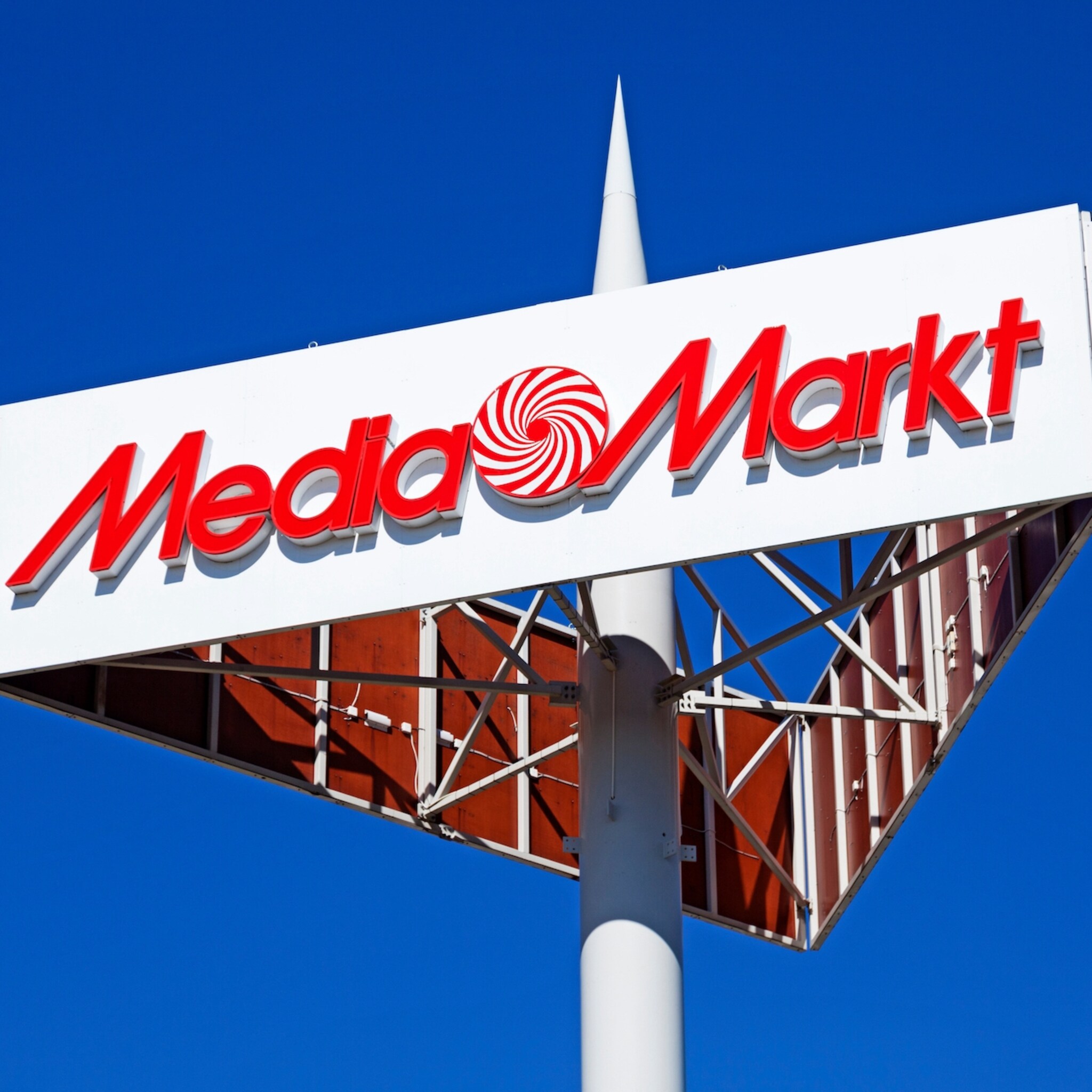 mediamarkt zoekt confrontatie met bol het vroegere bol com door starten marktplaats