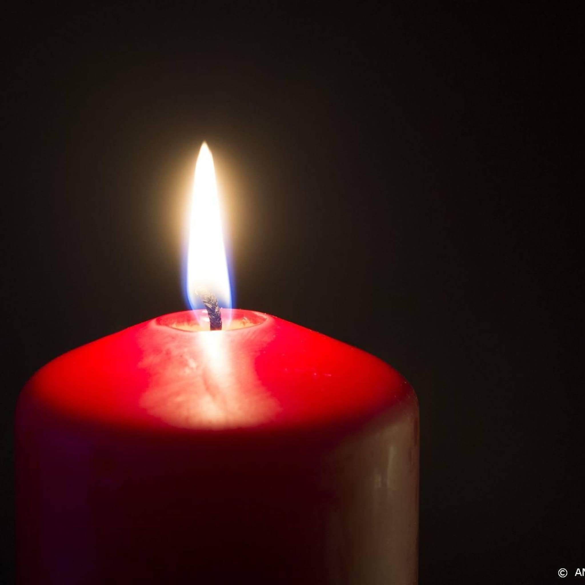 cnv roept kabinet op tot invoer wettelijk rouwverlof
