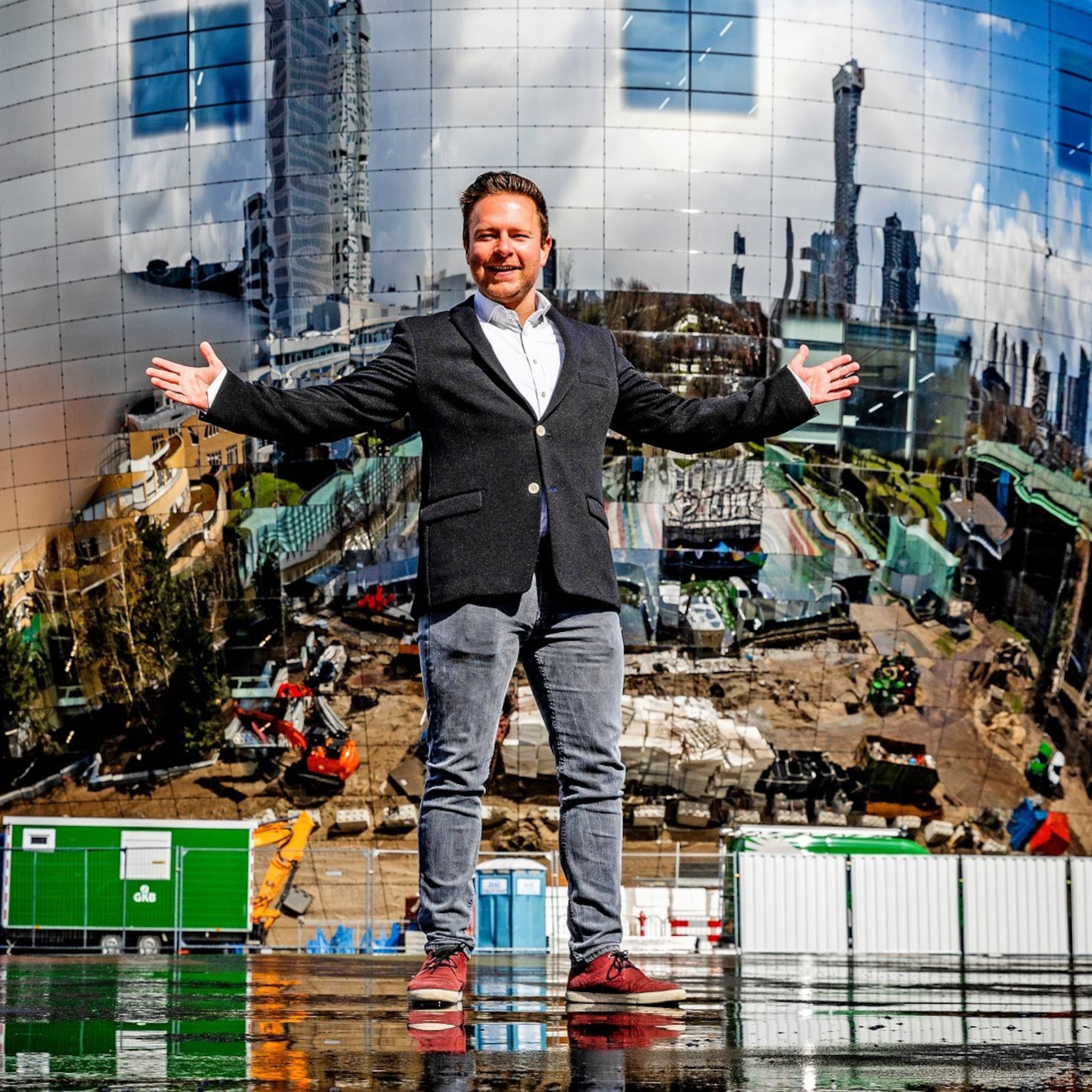 hofnar juri hoedemakers kondigt tweede boek aan