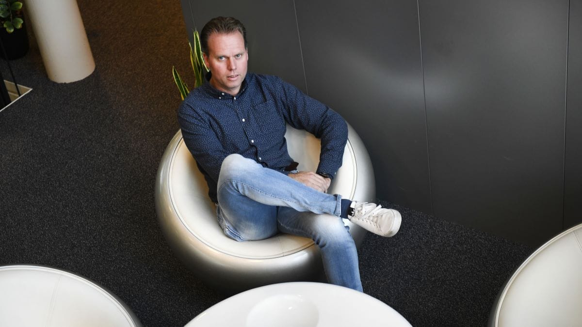 Ondernemer Marc Woesthuis houdt sinds corona zijn werknemers beter in de gaten waar het gaat om eenzaamheid. Foto: Annina Romita