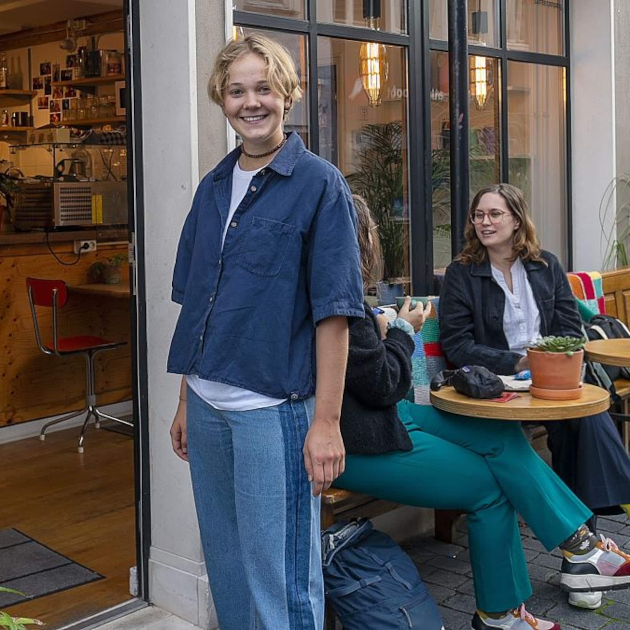 jonge ondernemer eva was 19 toen ze eigenaar werd van koffiezaak hoe is het een jaar later