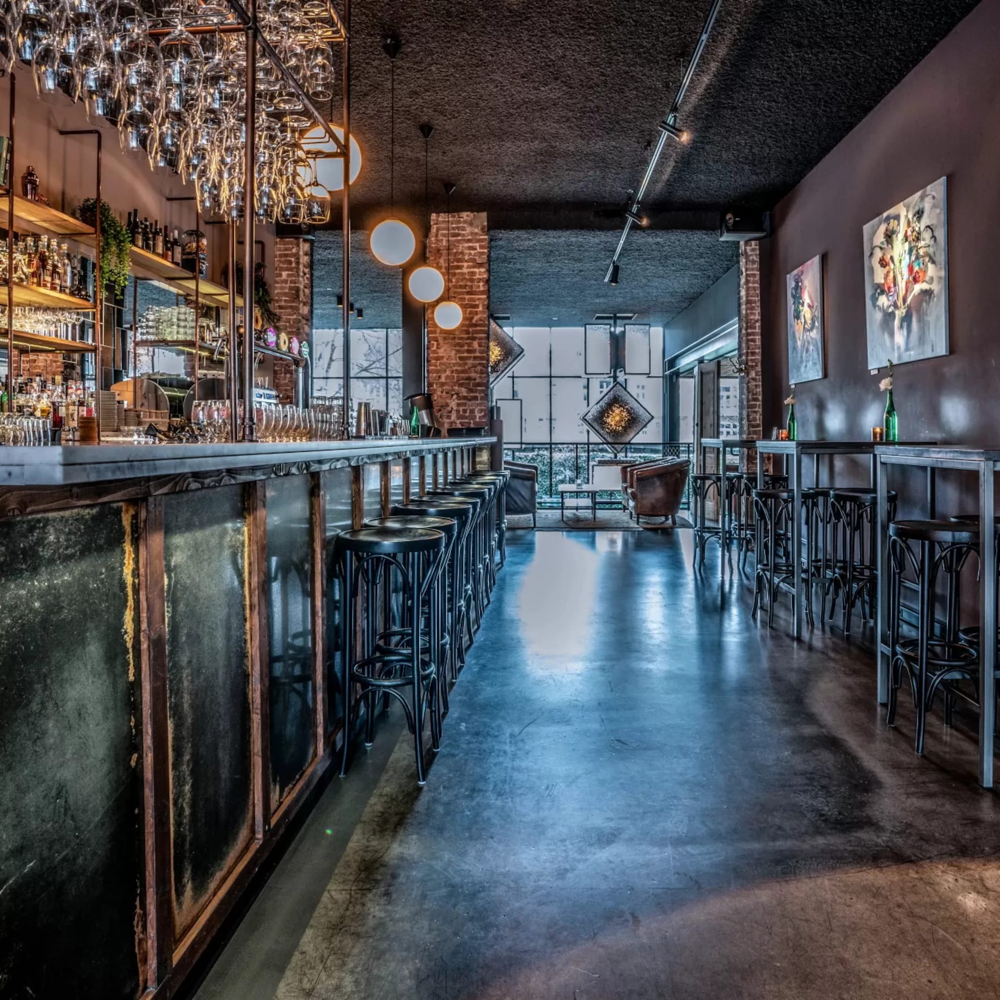 coronaschulden nekken cafe cliche amsterdam failliet
