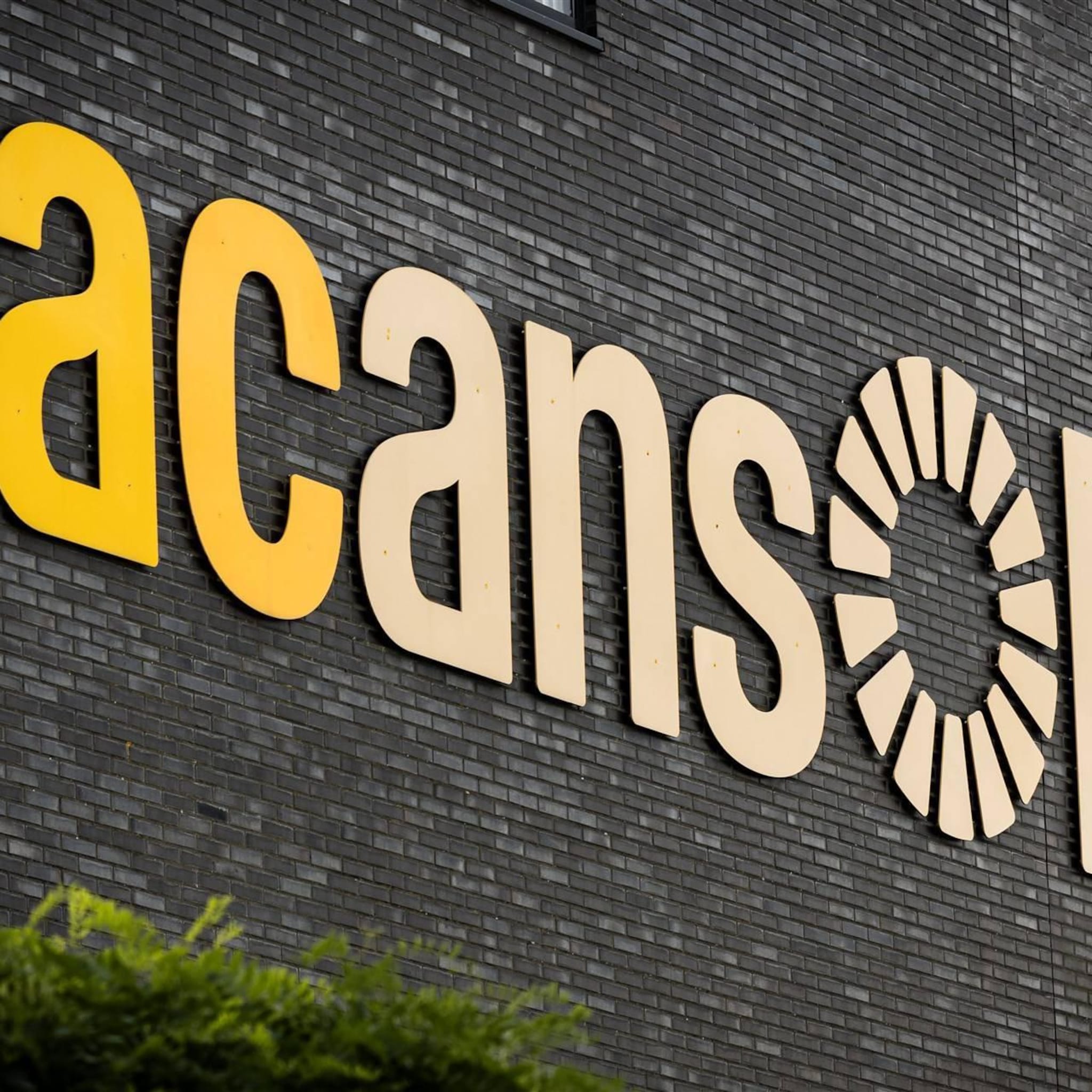 honderden mensen weten niet of reis met vacansoleil kan doorgaan