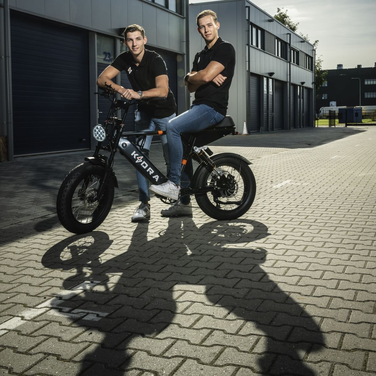 Pascal (links) en Guido Smelt, broers met een fatbikedroom. Foto: Cees Elzenga