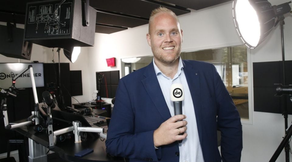 Roland Tameling is ook ditmaal weer de gastheer.