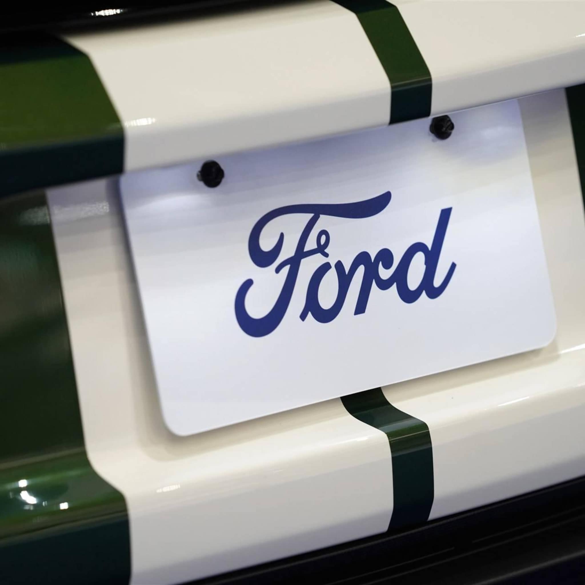 automaker ford stijgt op wall street na afwenden nieuwe stakingen