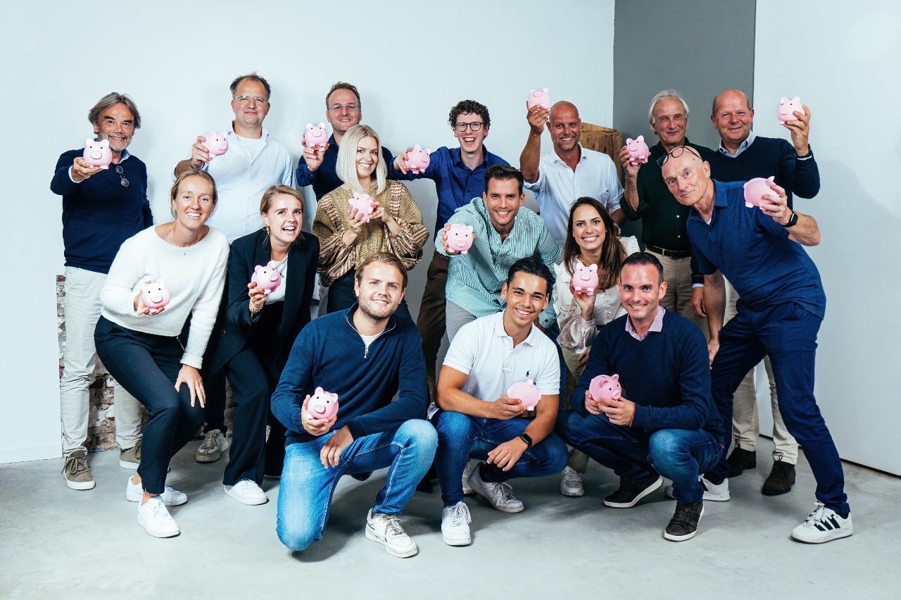 Team FinBuddy en de (huidige en nieuwe) aandeelhouders.