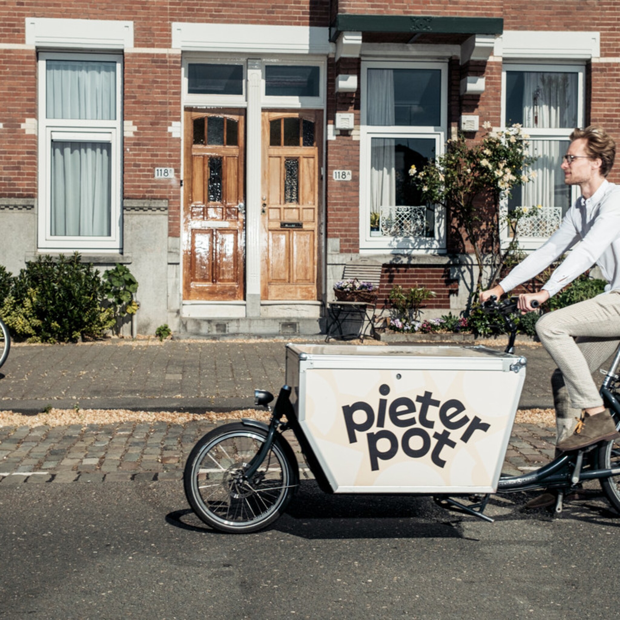 pieter pot vraagt klanten opnieuw te investeren in verpakkingsvrije supermarkt