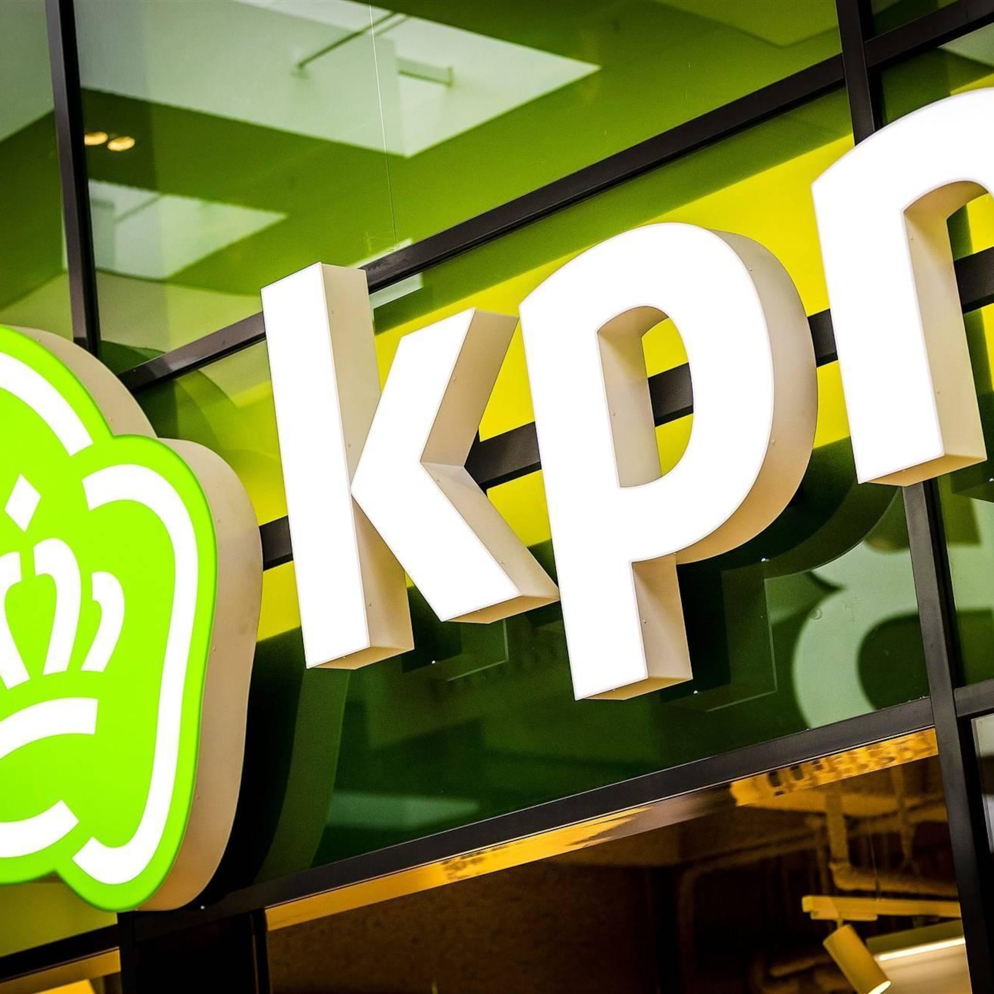 toezichthouder bezorgd over inlijven youfone door kpn