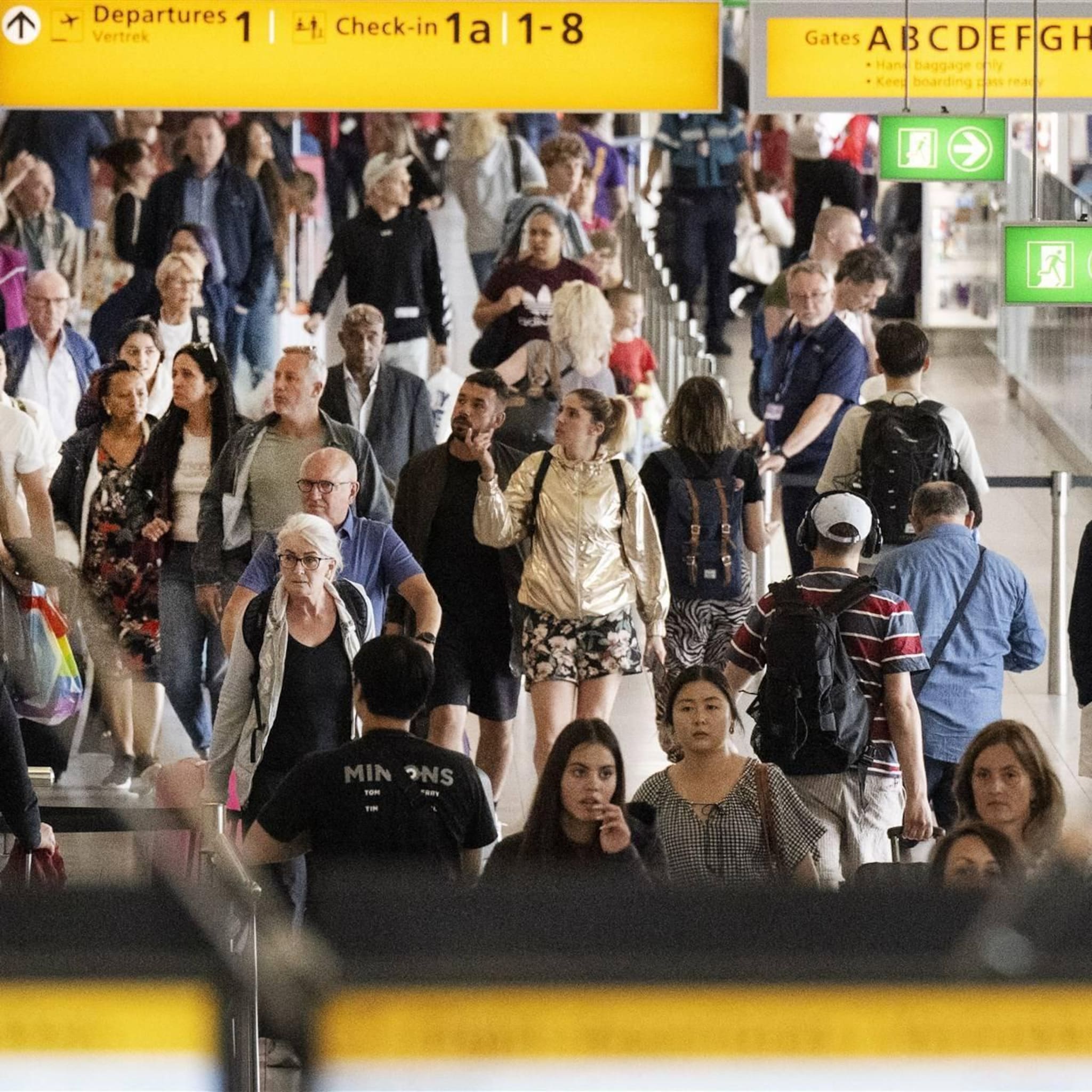 schiphol 6 miljoen passagiers in vakantiemaand augustus