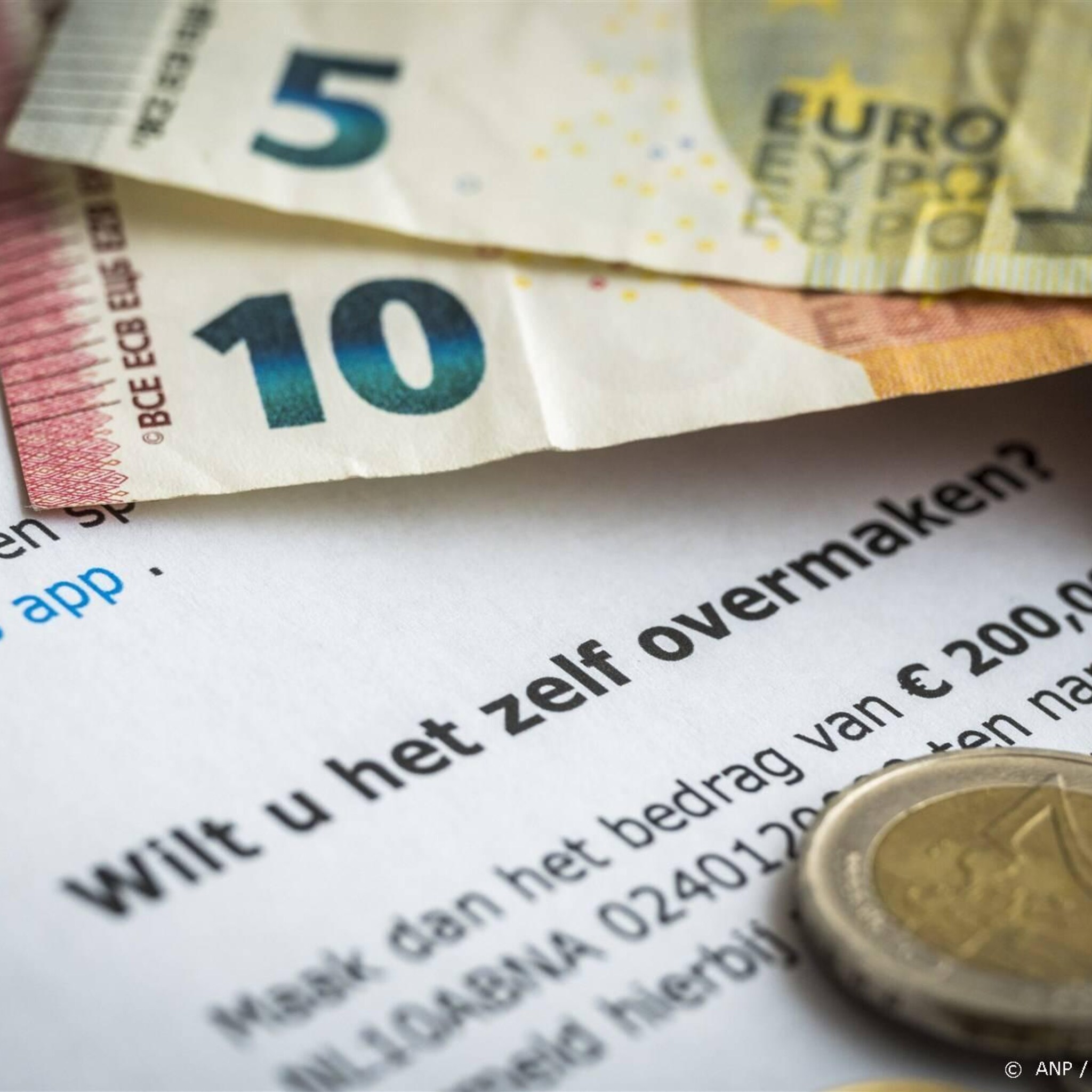 pricewise ruim helft nederlanders bezorgd over hoge vaste lasten
