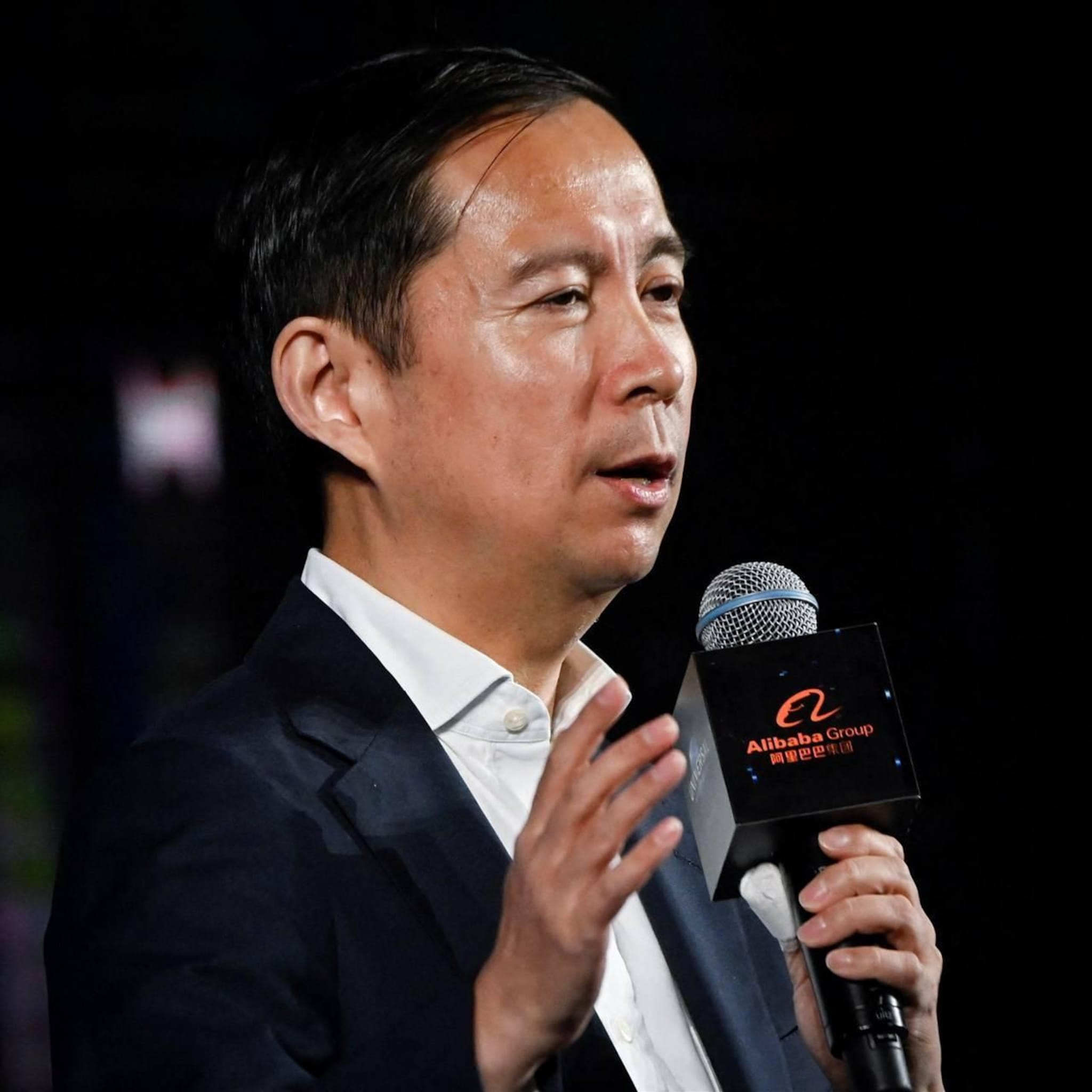 oud topman alibaba stapt op als baas cloudtak van het bedrijf