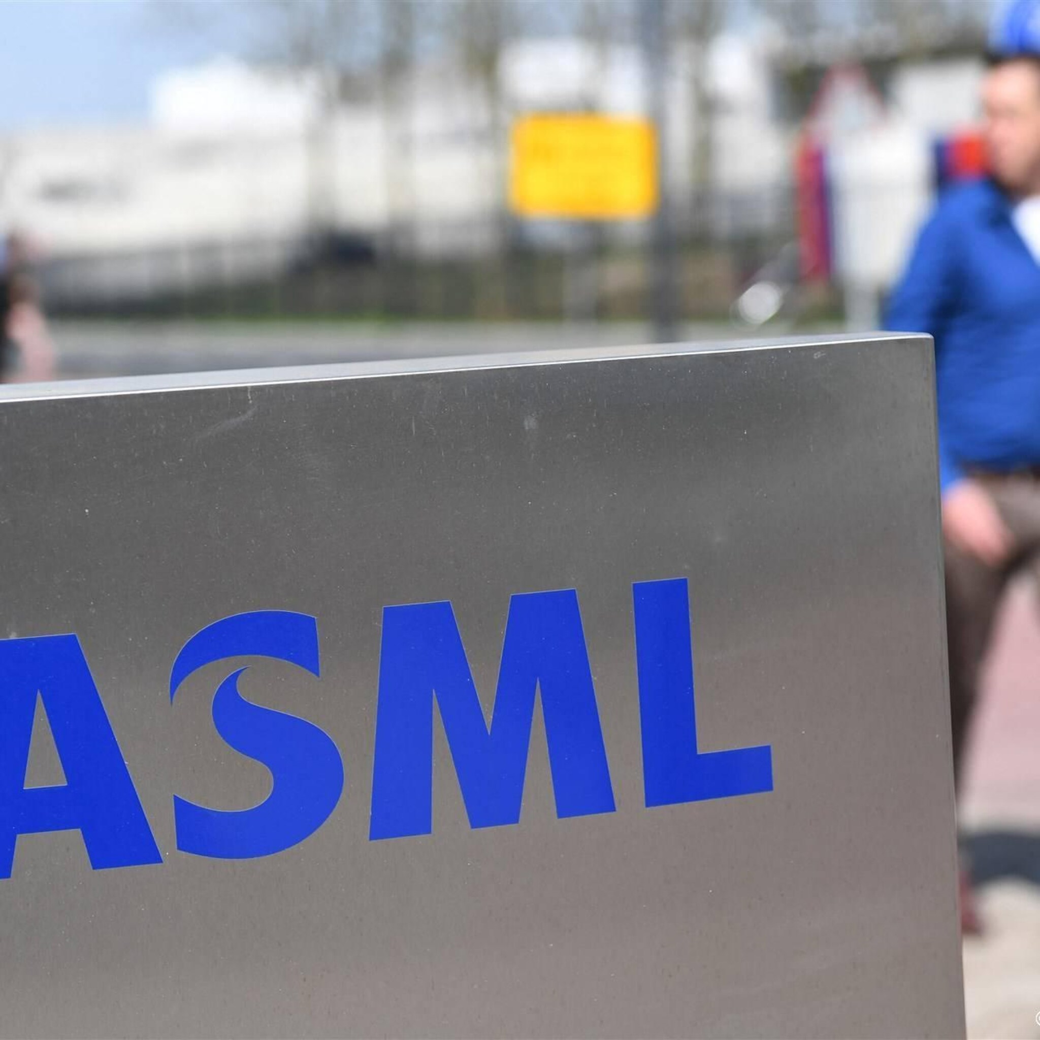 chipbedrijven asml besi en asmi grootste verliezers in aex