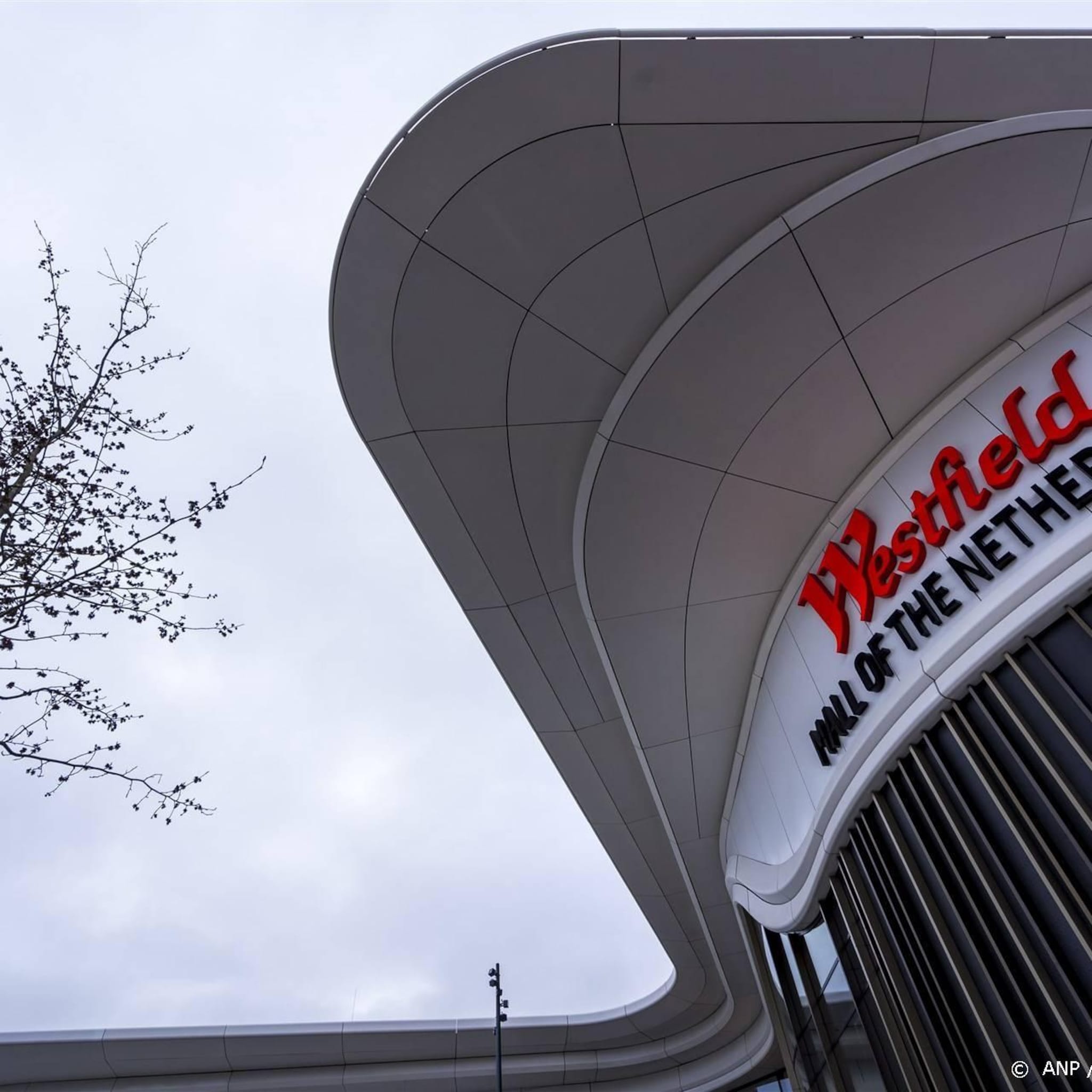 eigenaar mall of the netherlands ziet zijn winkels meer verkopen