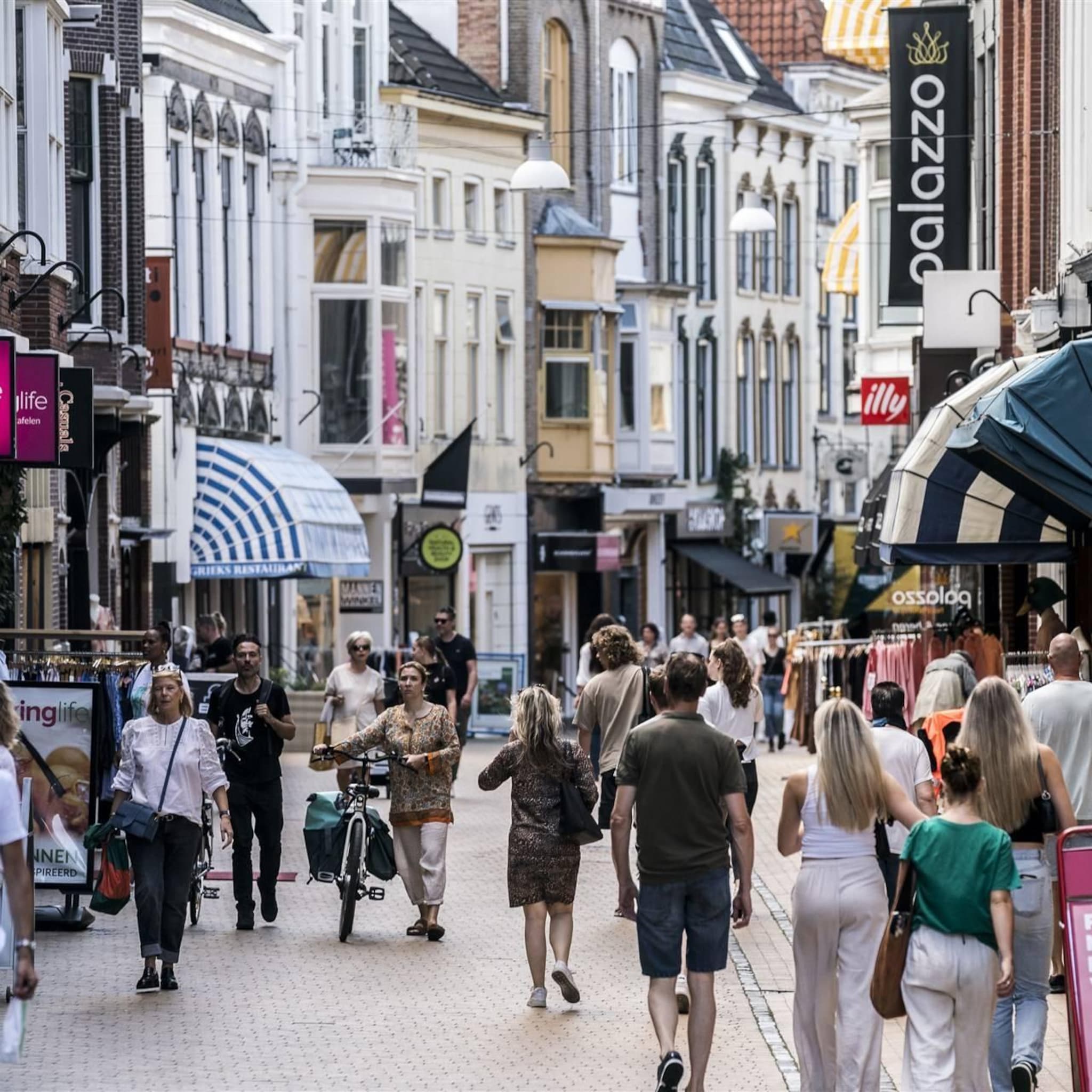 abn kleine groei economie ondanks recessie in eerste helft