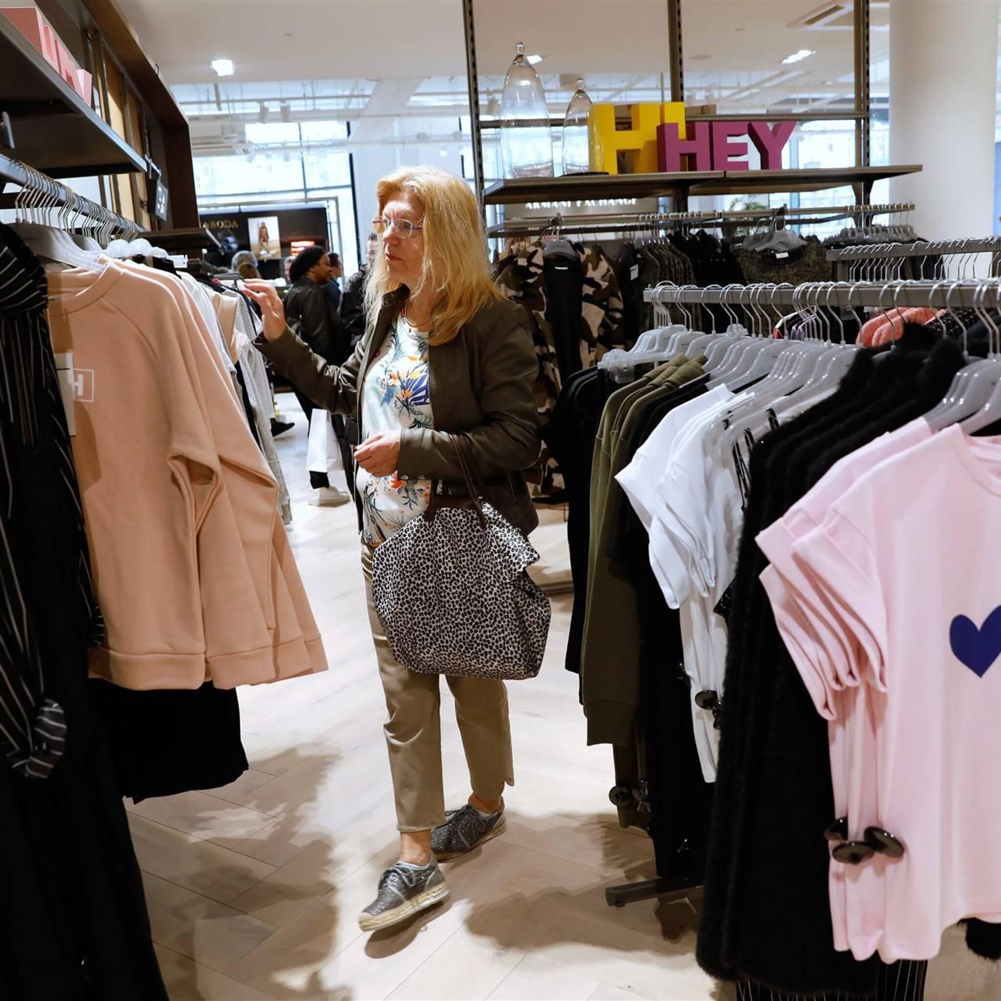 forse daling aantal kleding en schoenenwinkels sinds coronapandemie