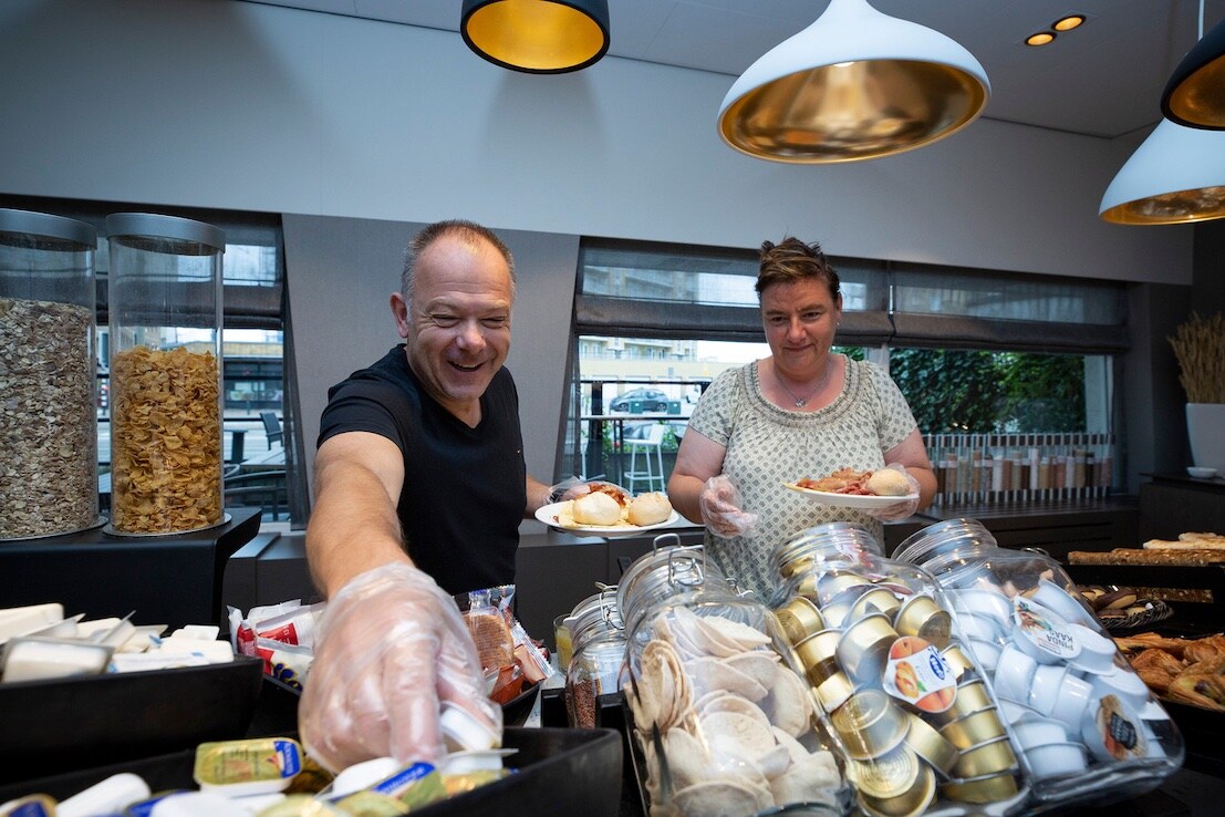 Een ontbijtbuffet bij het Bilderberg Hotel in Scheveningen. Foto: Henriette Guest