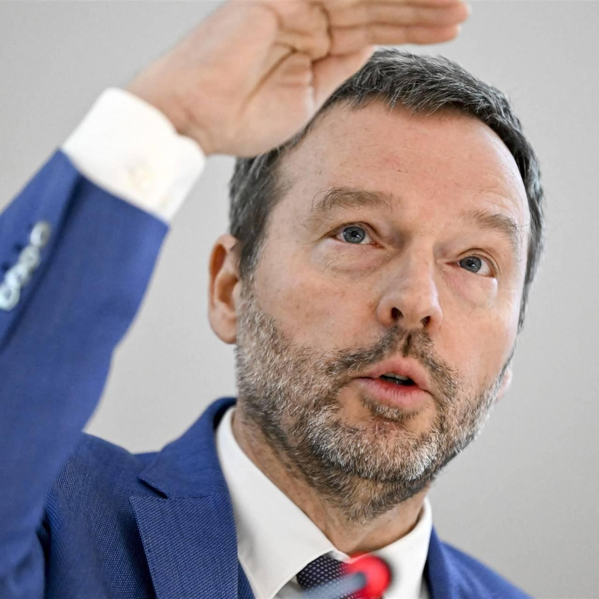 belgische bankpresident ecb heeft nog even te gaan met rente