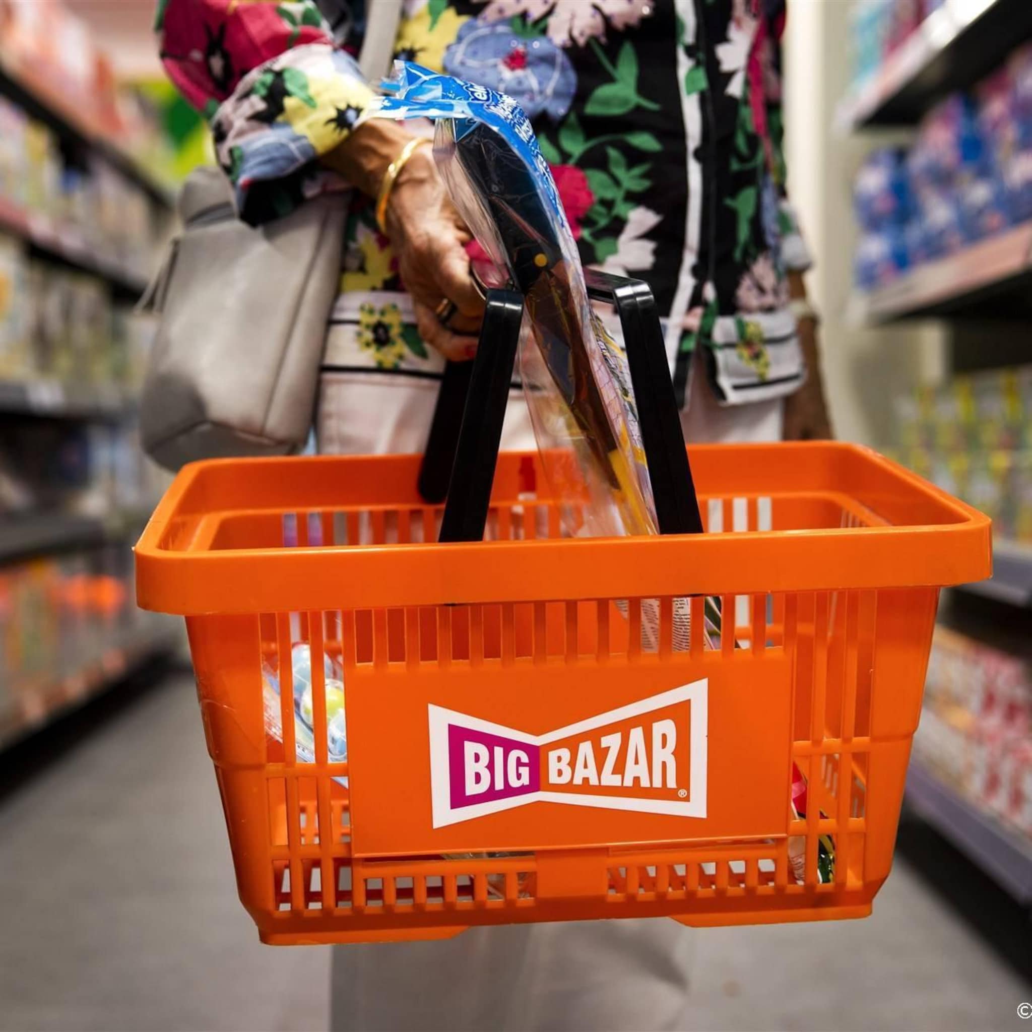 rechter beslist maandag over extra tijd reorganisatie big bazar