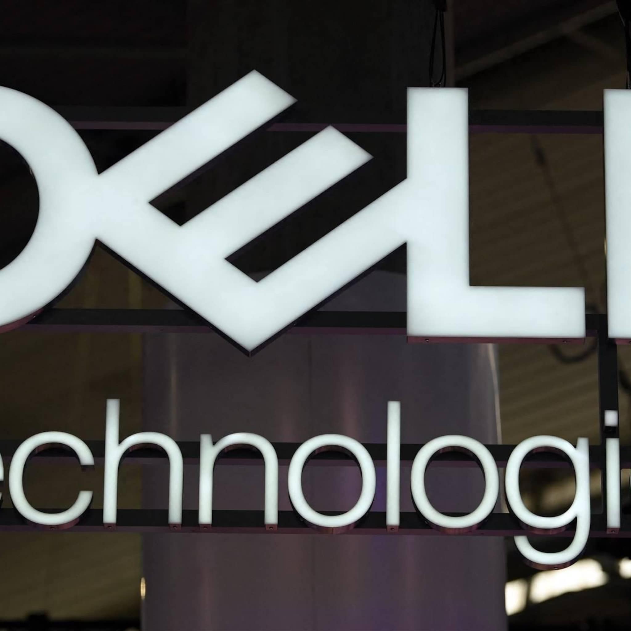 dell stijgt hard op wall street na cijfers