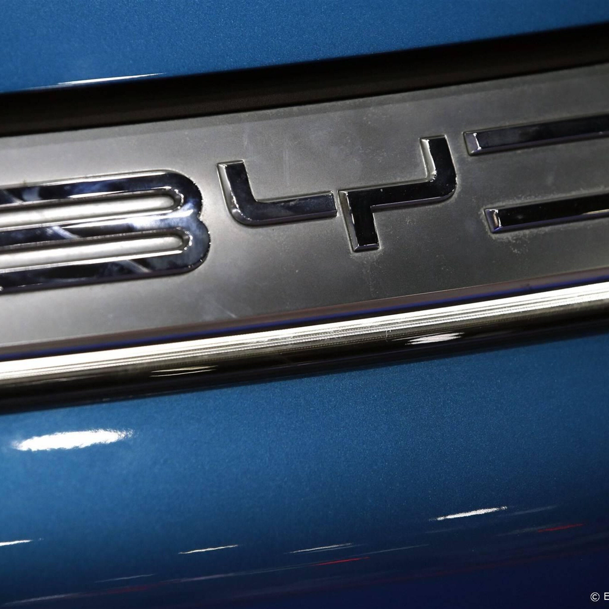 chinese maker elektrische auto s byd ziet winst verdrievoudigen