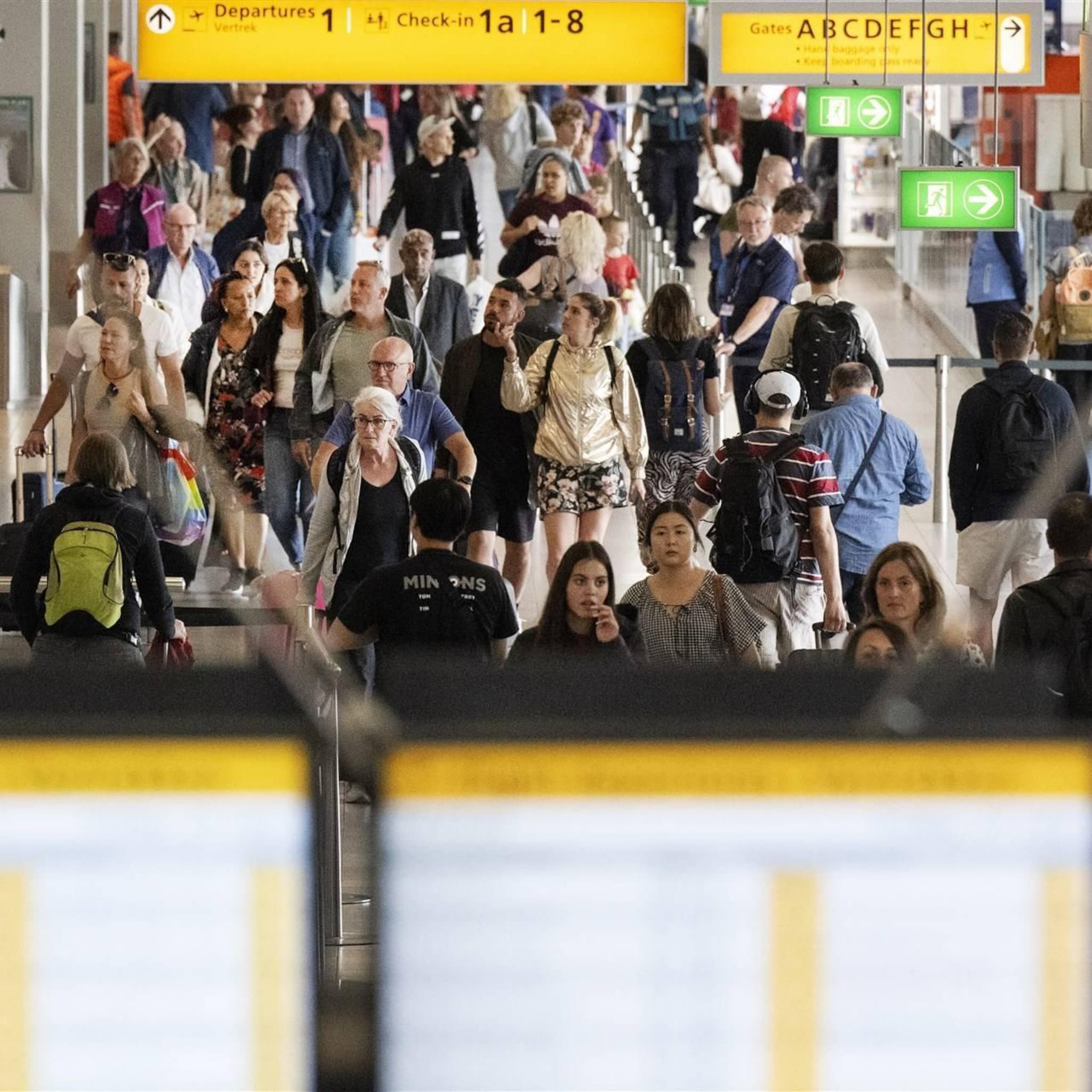 in juli voor het eerst na corona 6 miljoen reizigers op schiphol