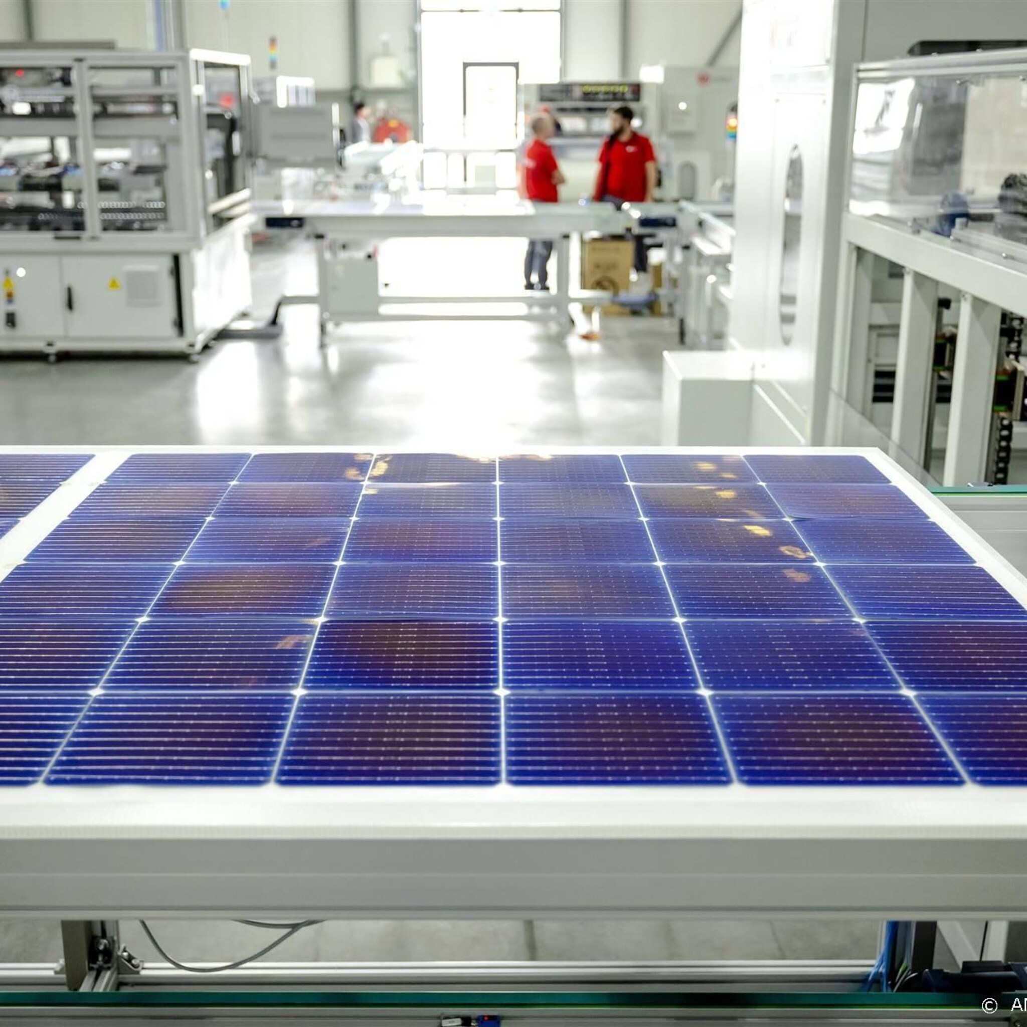 terugleveren stroom uit zonnepanelen levert minder op
