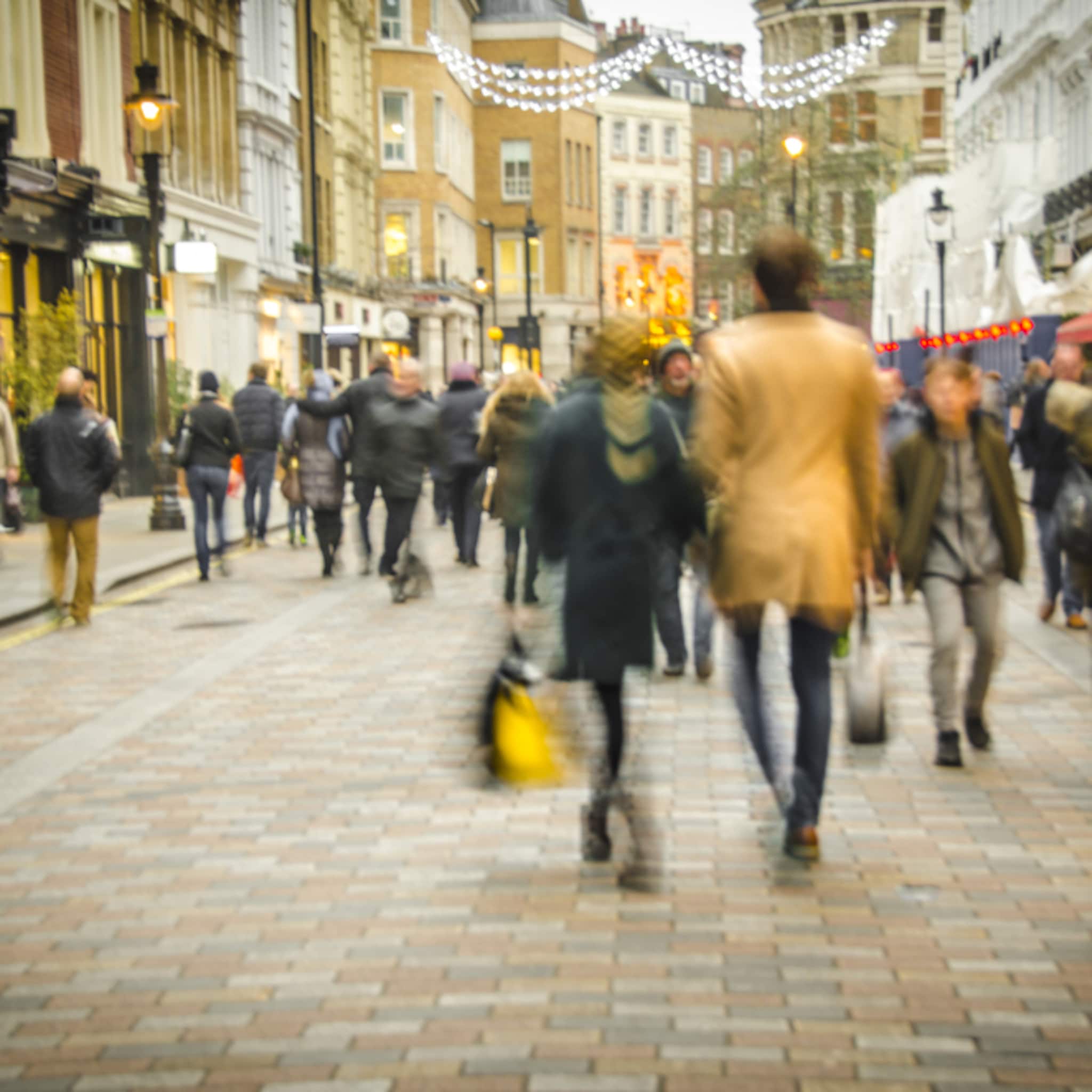 retaildeskundige dirk mulder ing local hero en gen z gaan de winkelstraat redden