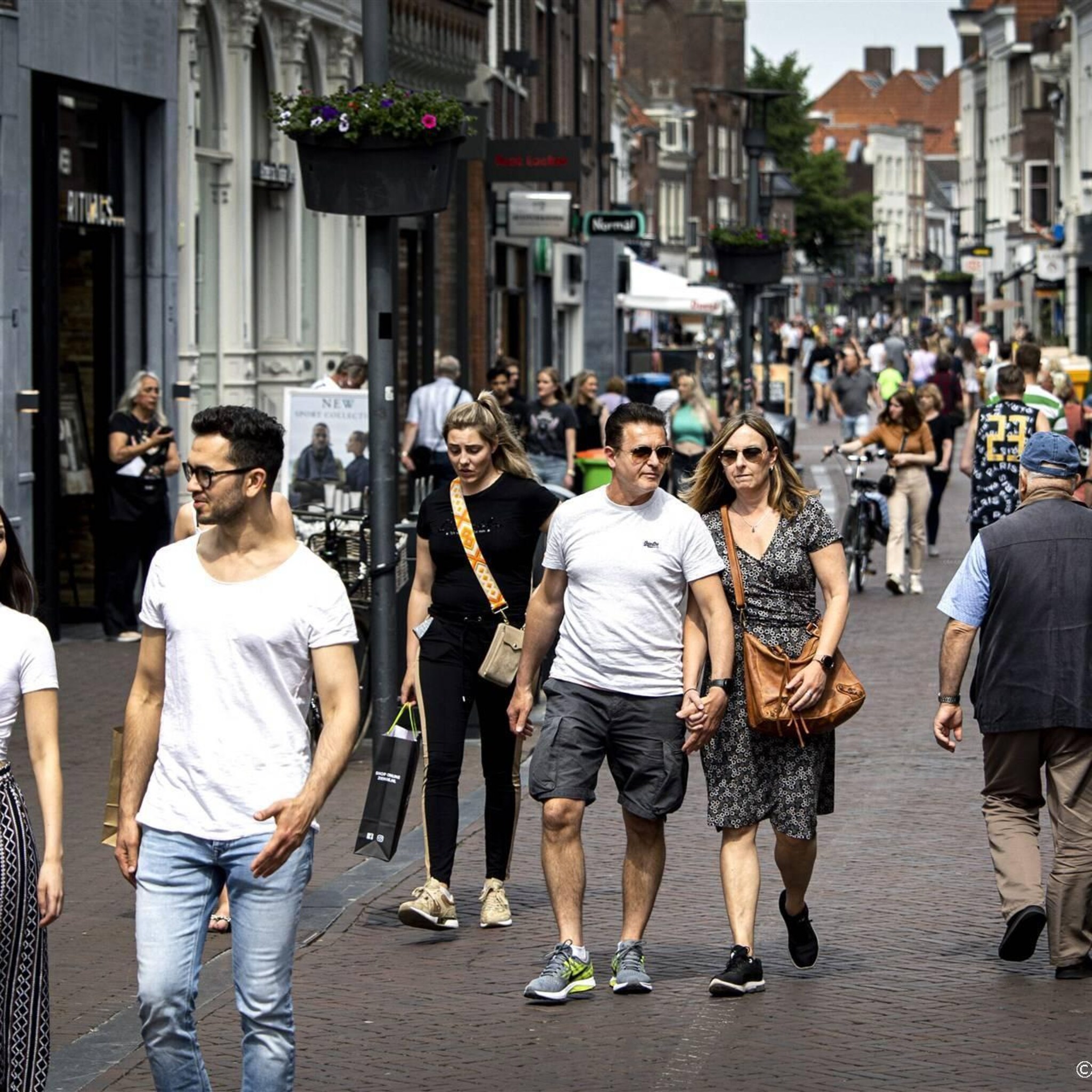 werkgevers loonstijgingen in juli lager dan voorgaande maanden