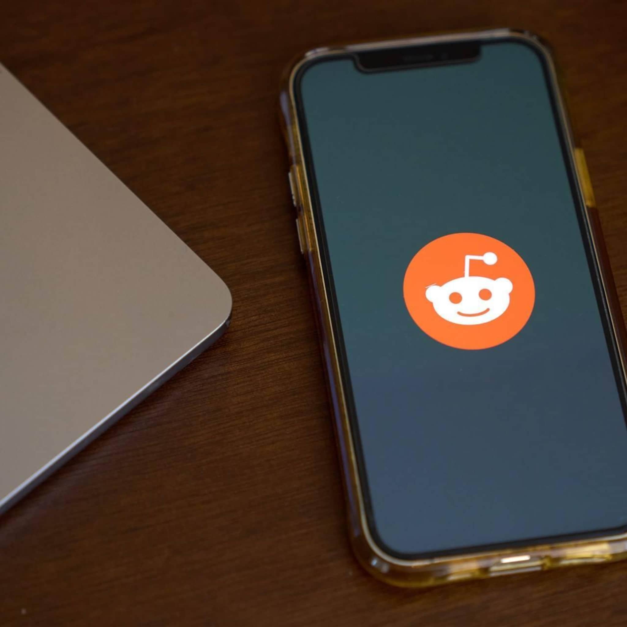 reddit krijgt boete van rusland om nepinformatie over oorlog