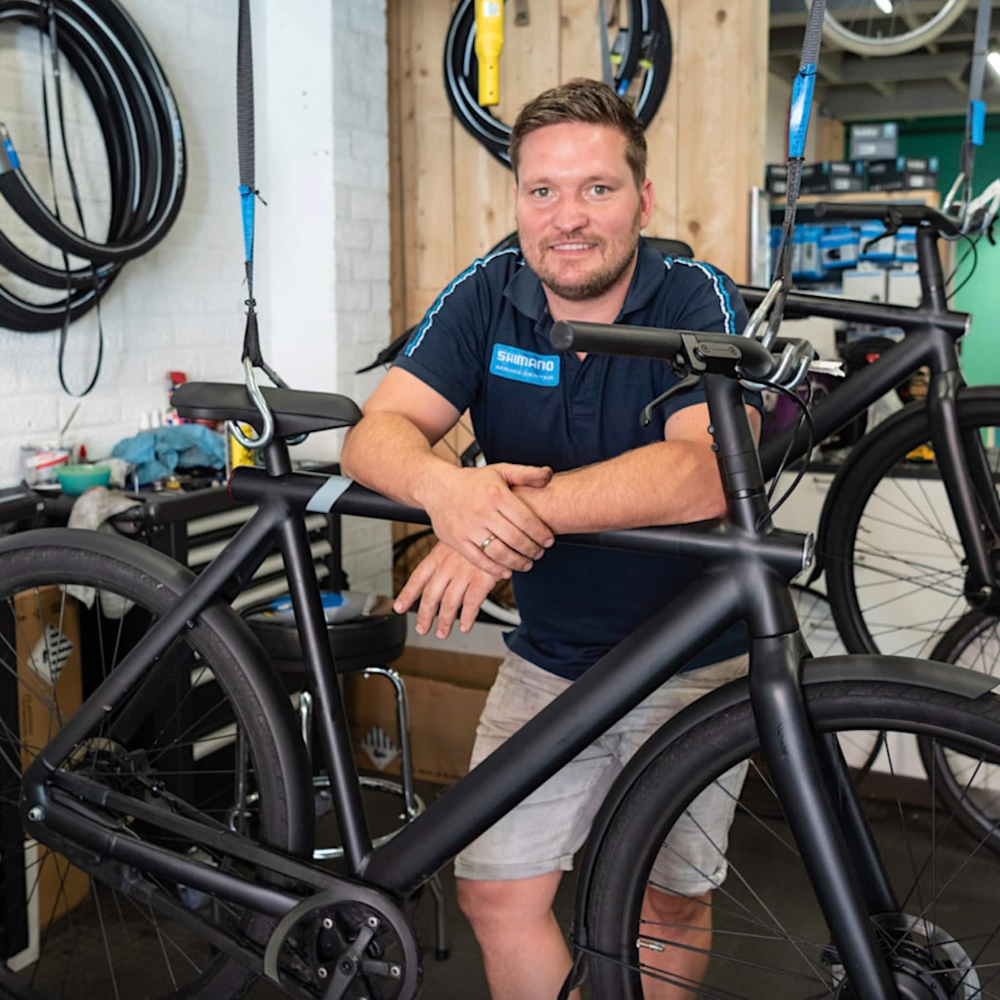 ondernemer vindt slimme oplossing voor kapotte e bikes vanmoof we kunnen de fietsen wel degelijk repareren