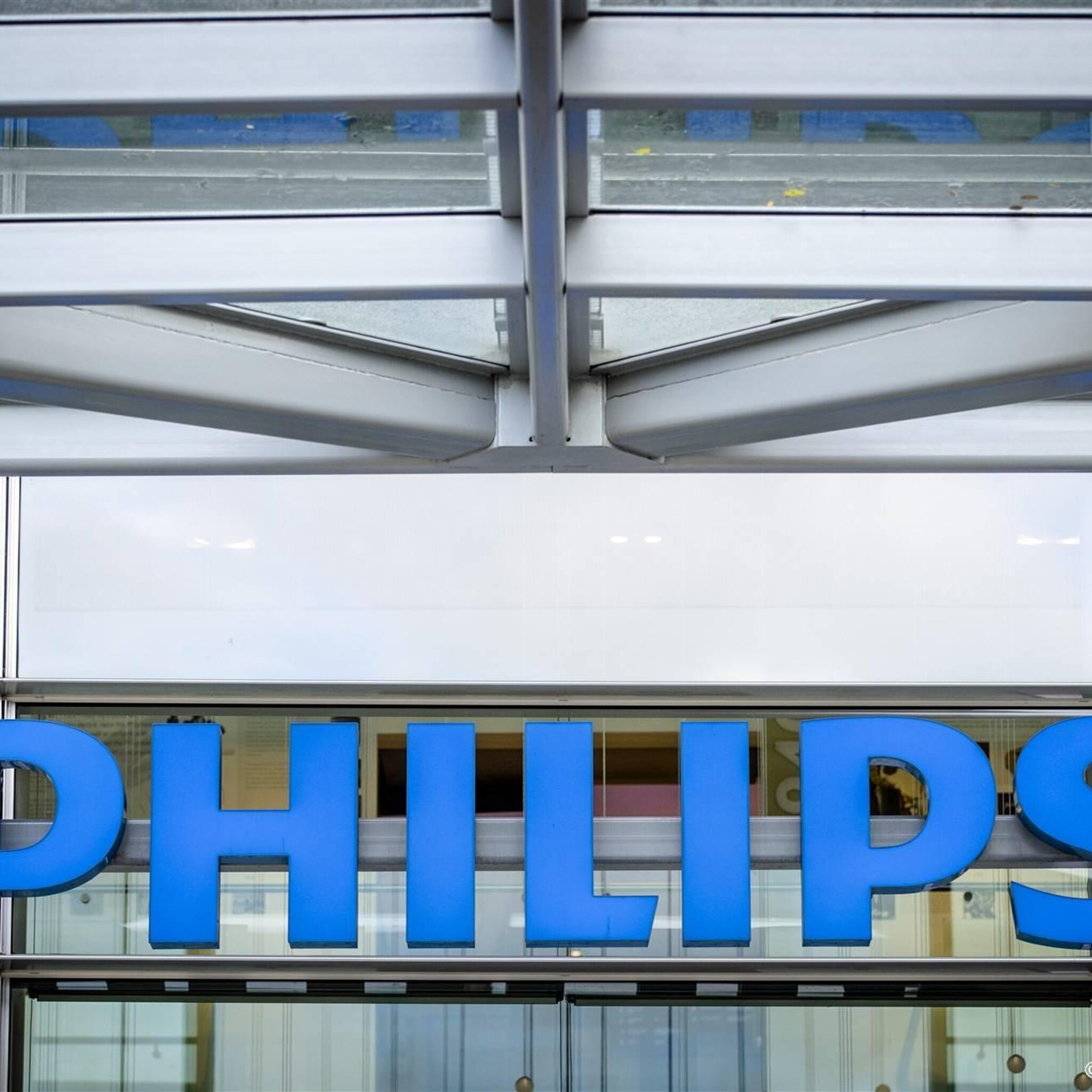 philips profiteert op damrak van deal met investeerder exor