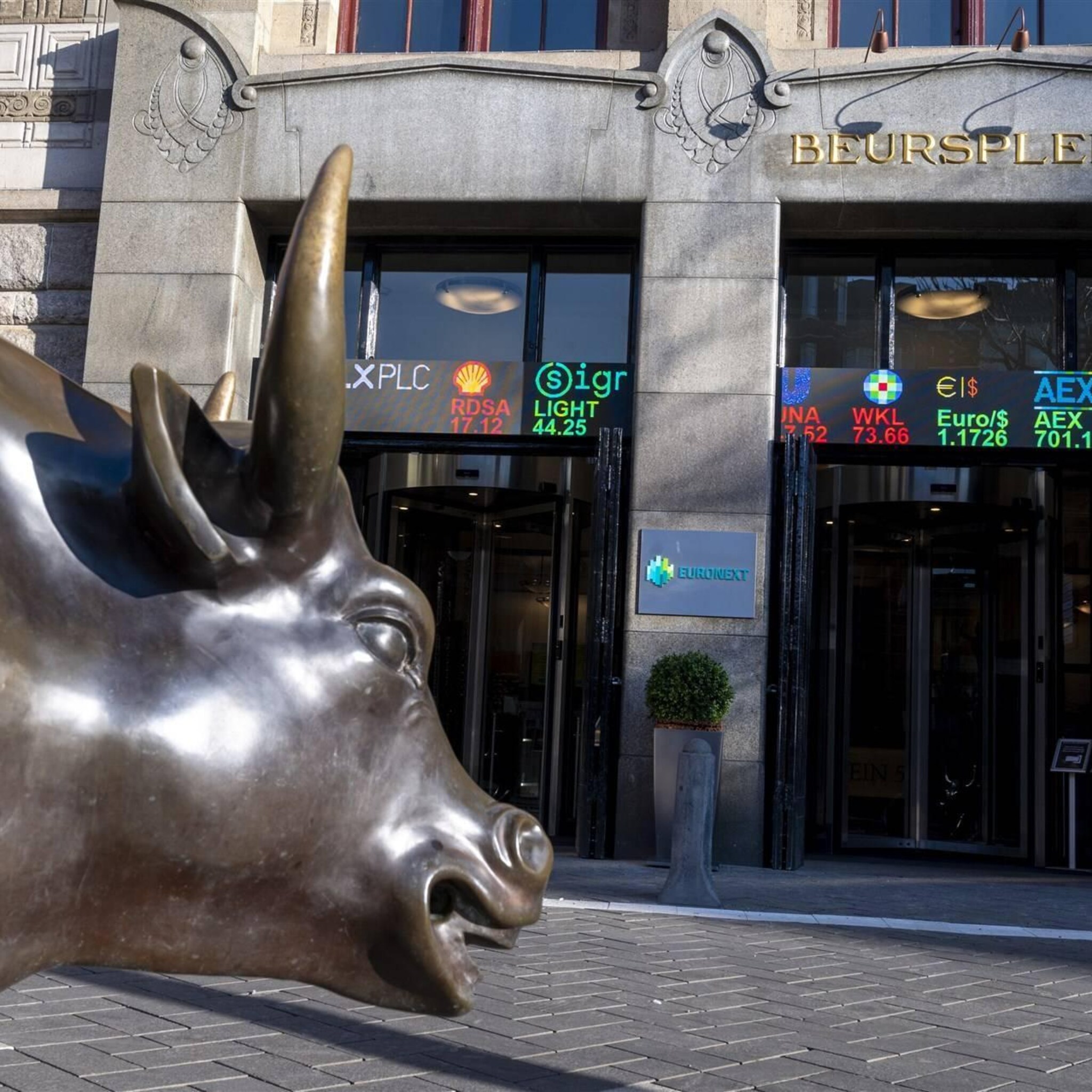 besi en prosus op kop in hogere aex sbm offshore onderuit