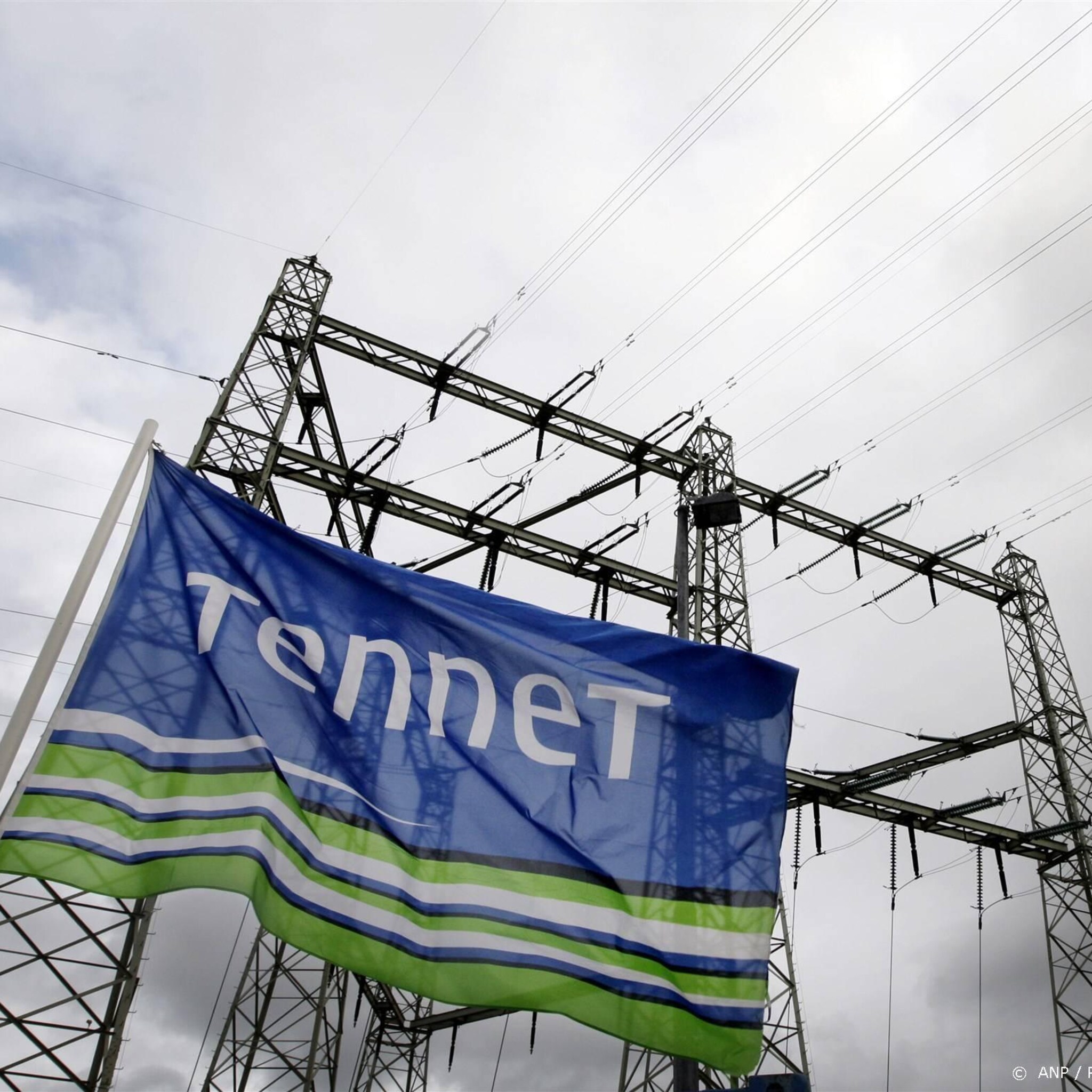 tennet laat 4000 kilometer stroomkabels aanleggen in nederland