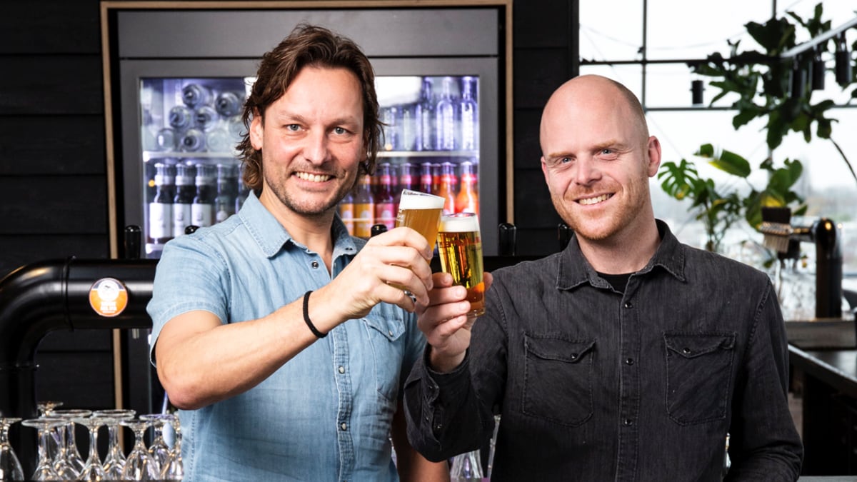 Ondernemers Jeroen Spek en Dennis de Waart. Foto: DeDAKKAS